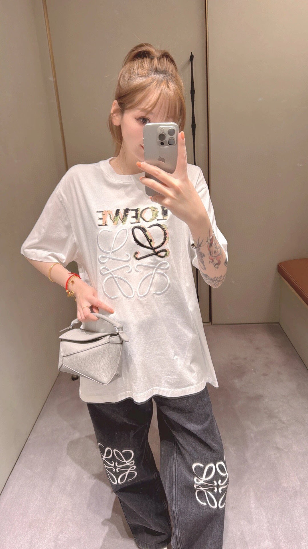 LuxluxHouse Best Quality Clothes T-shirt Loewe