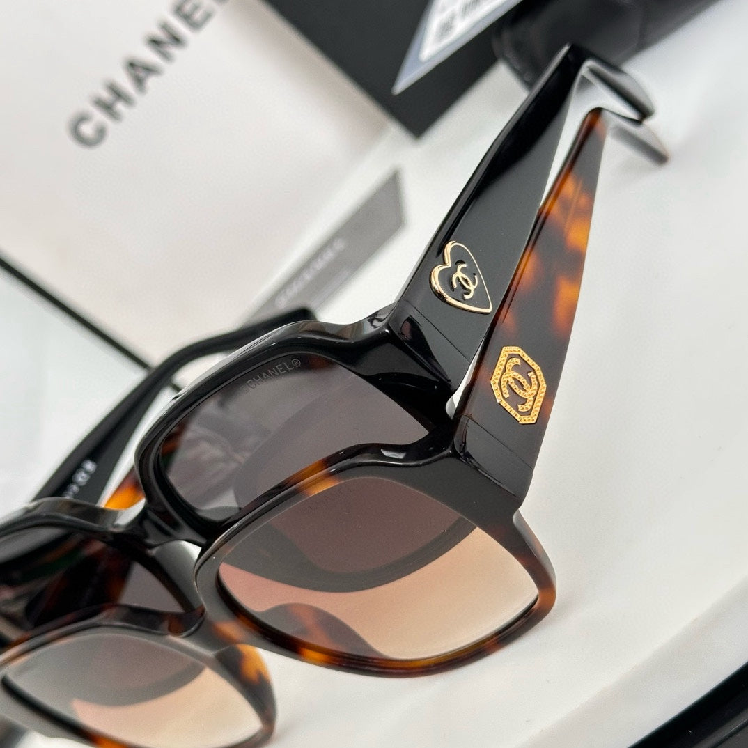 LuxluxHouse Best Quality Glasses Chanel