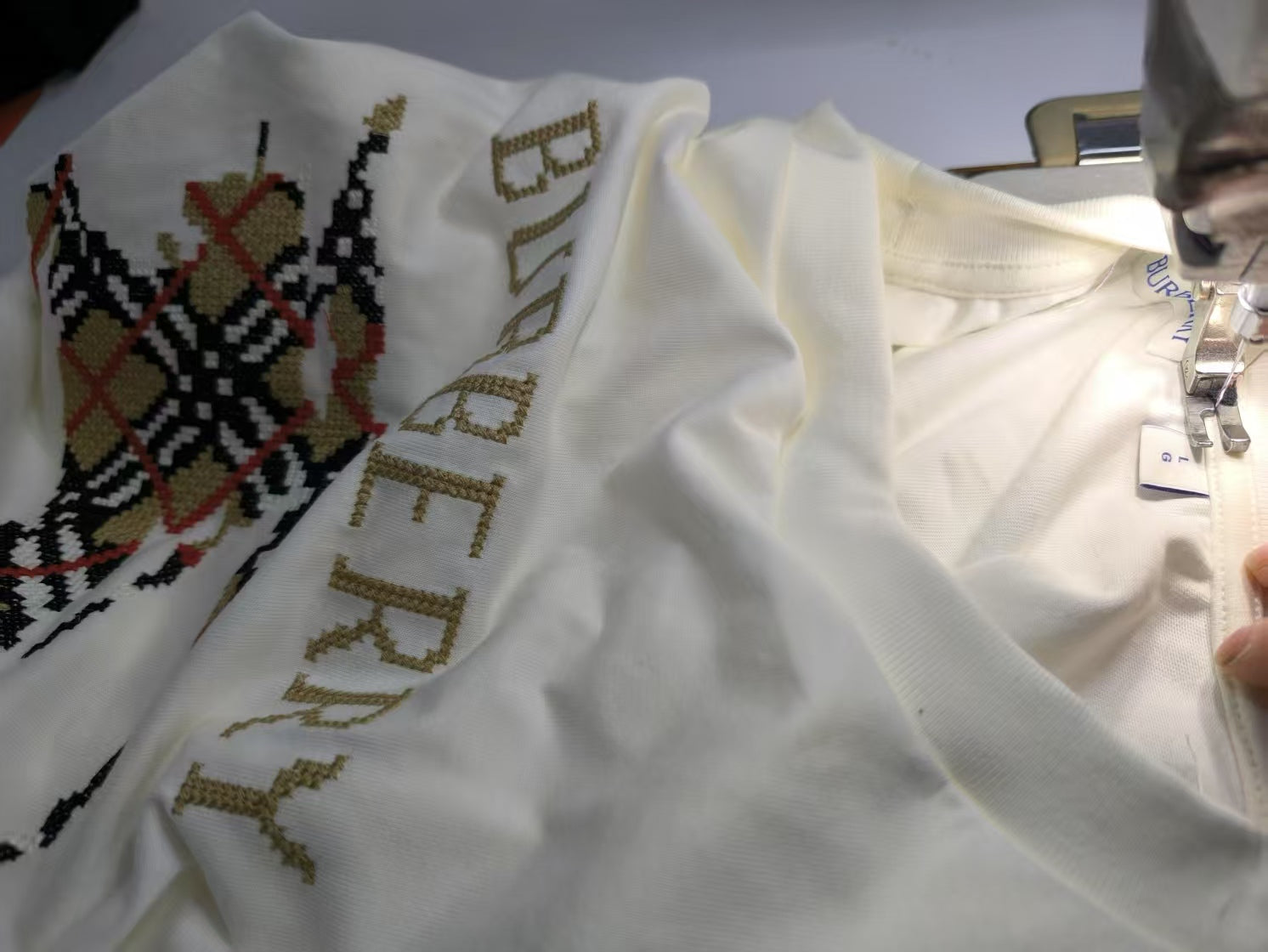 LuxluxHouse Best Quality Clothes Burberry T-shirt