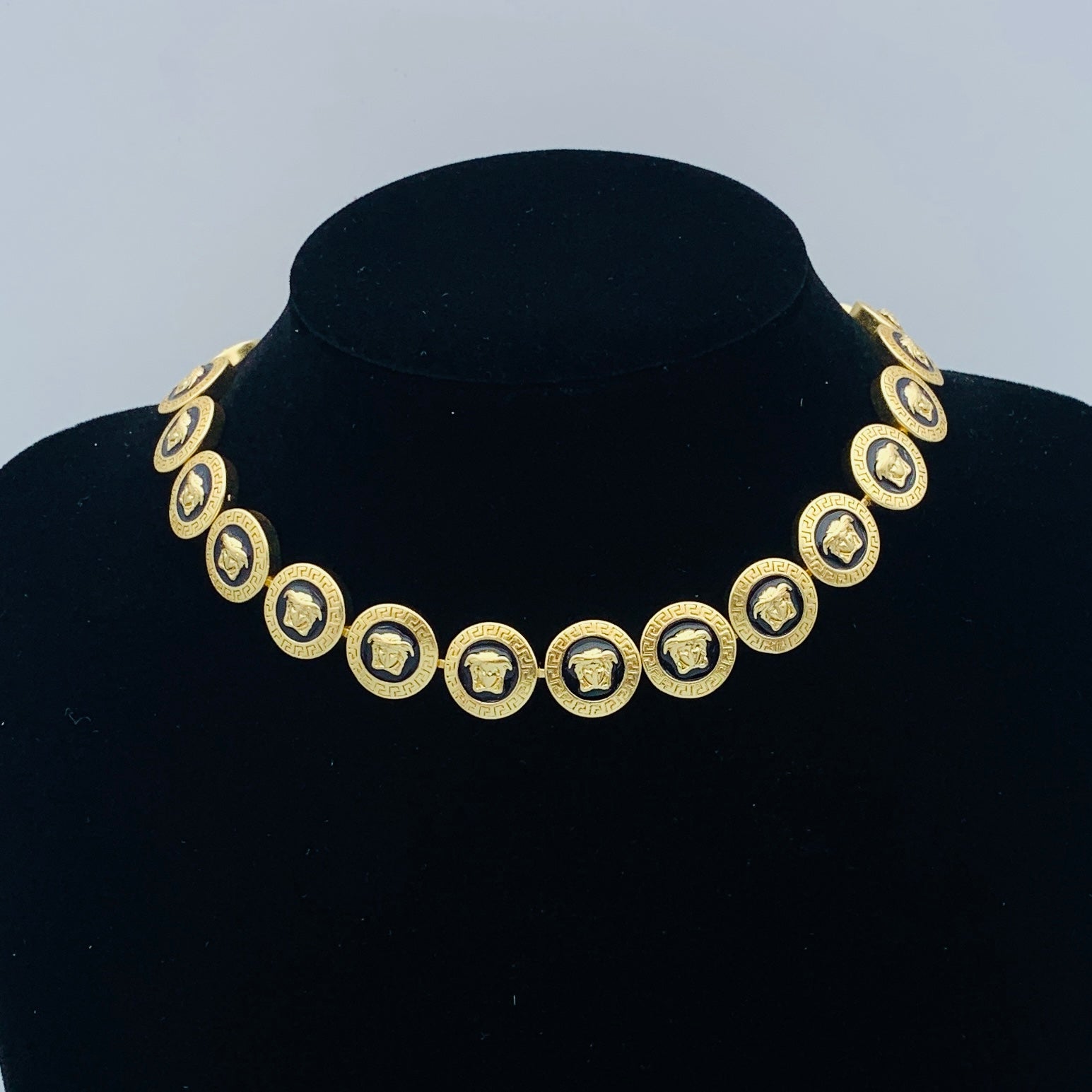 LuxluxHouse Low Price And High Quality Accessories Versace