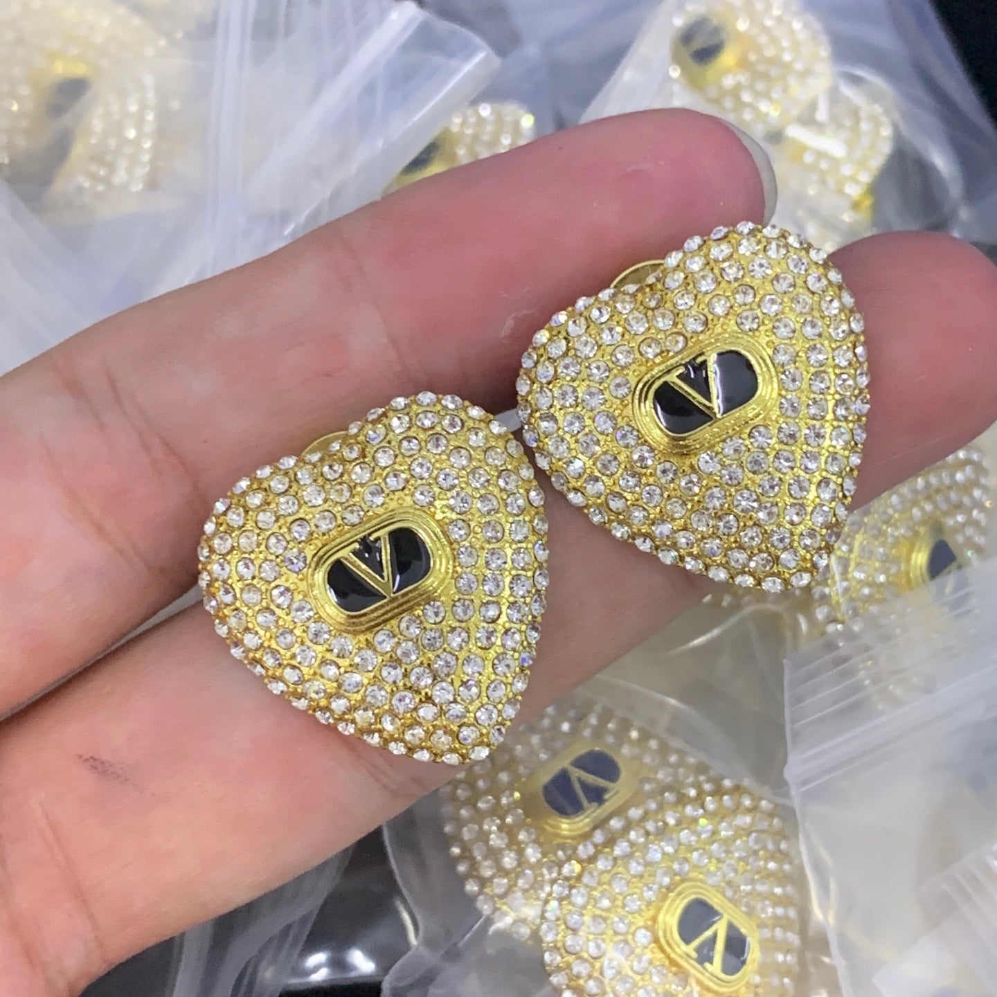 LuxluxHouse Low Price And High Quality Accessories Valentino