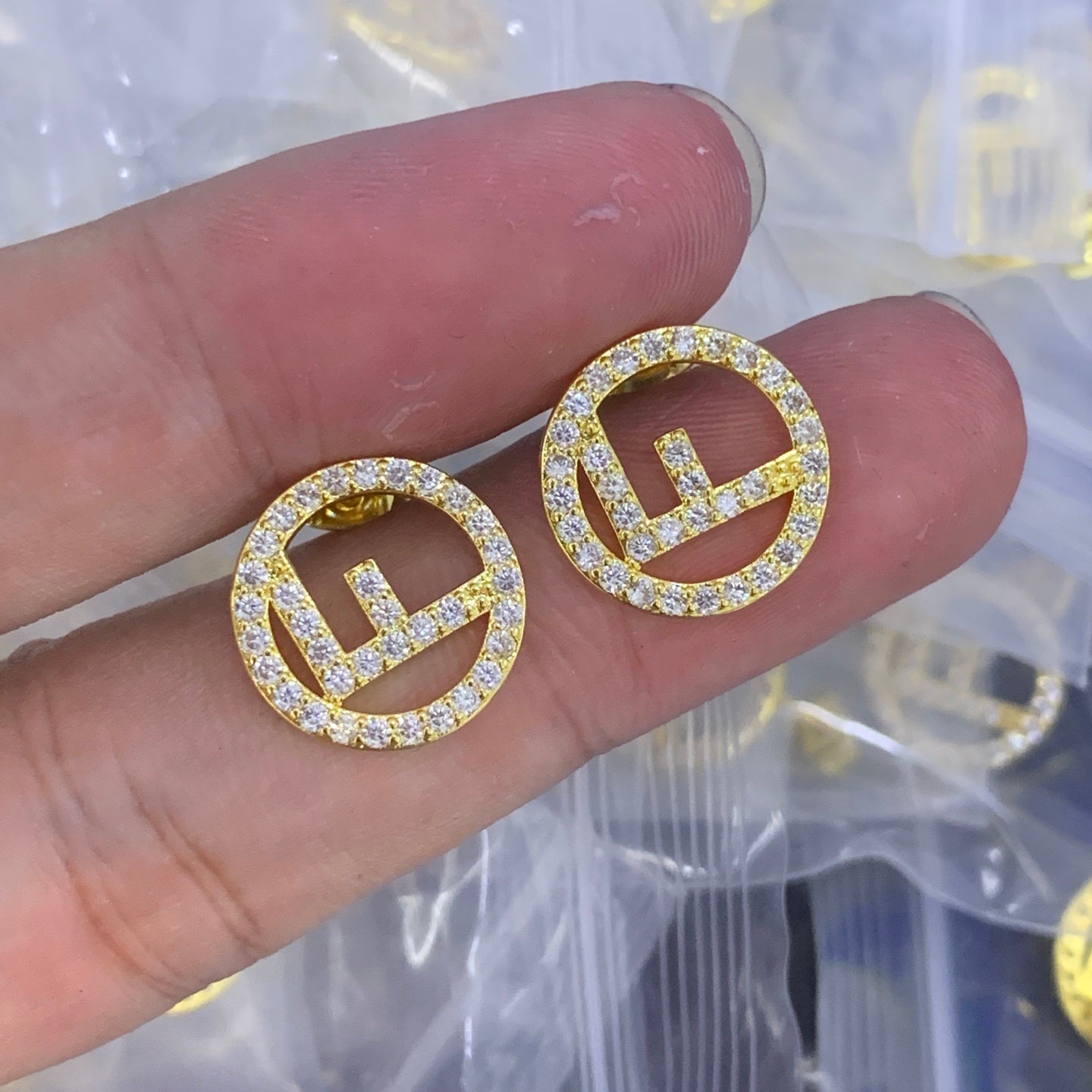 LuxluxHouse Low Price And High Quality Accessories Fendi