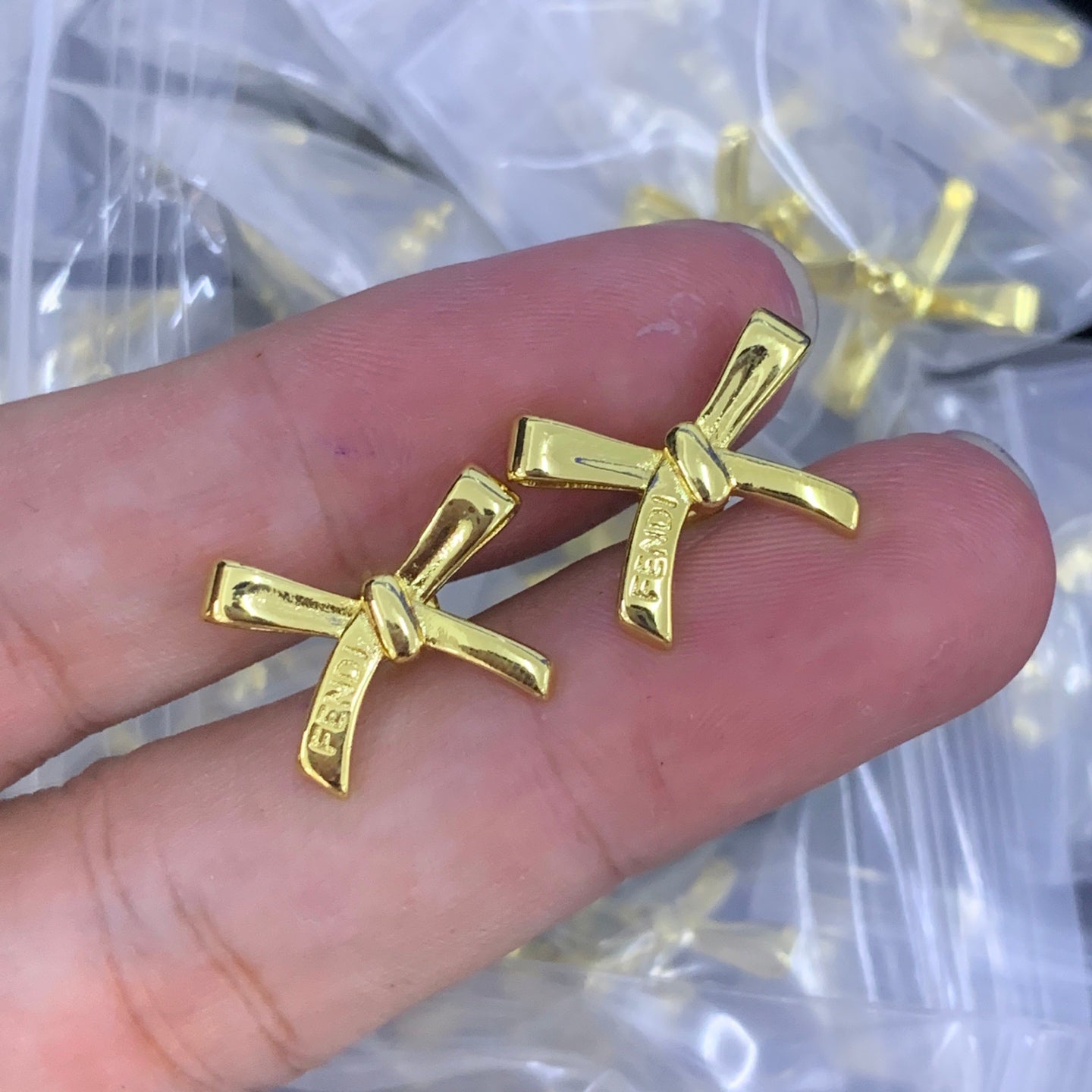 LuxluxHouse Low Price And High Quality Accessories Fendi