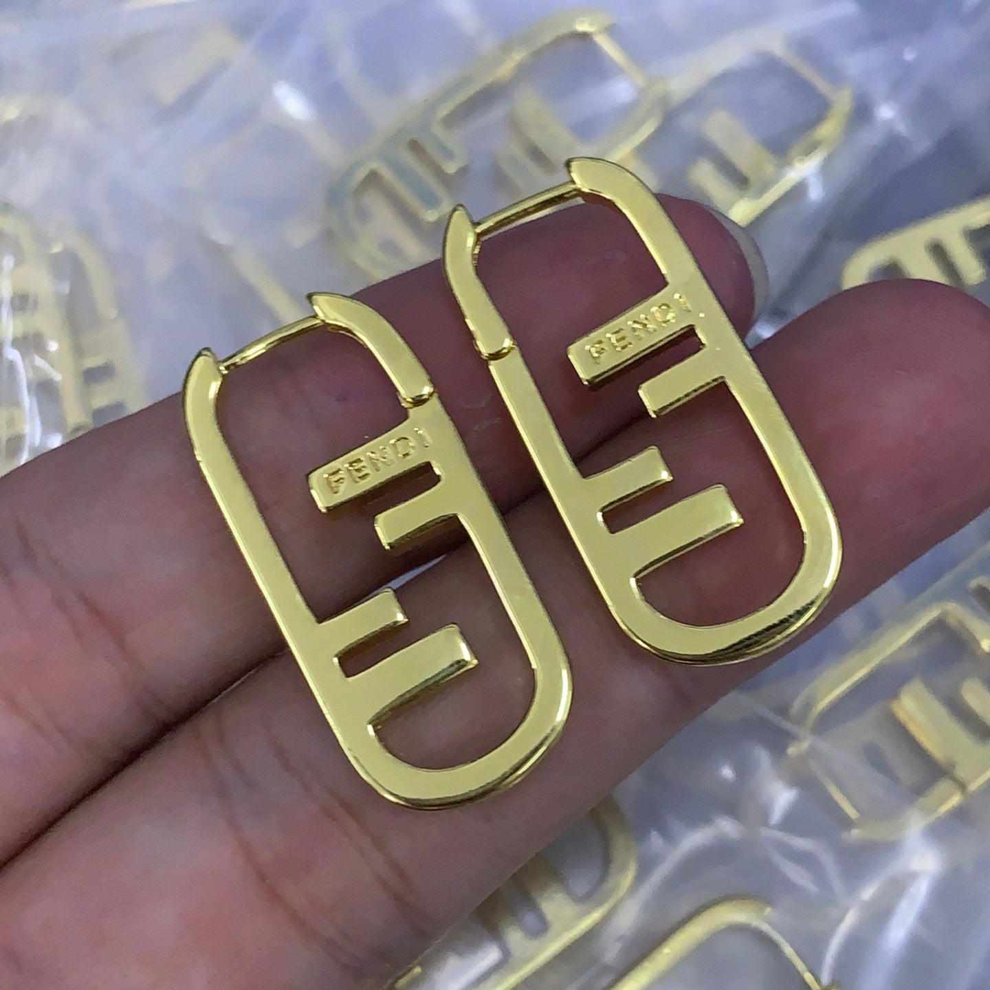 LuxluxHouse Low Price And High Quality Accessories Fendi