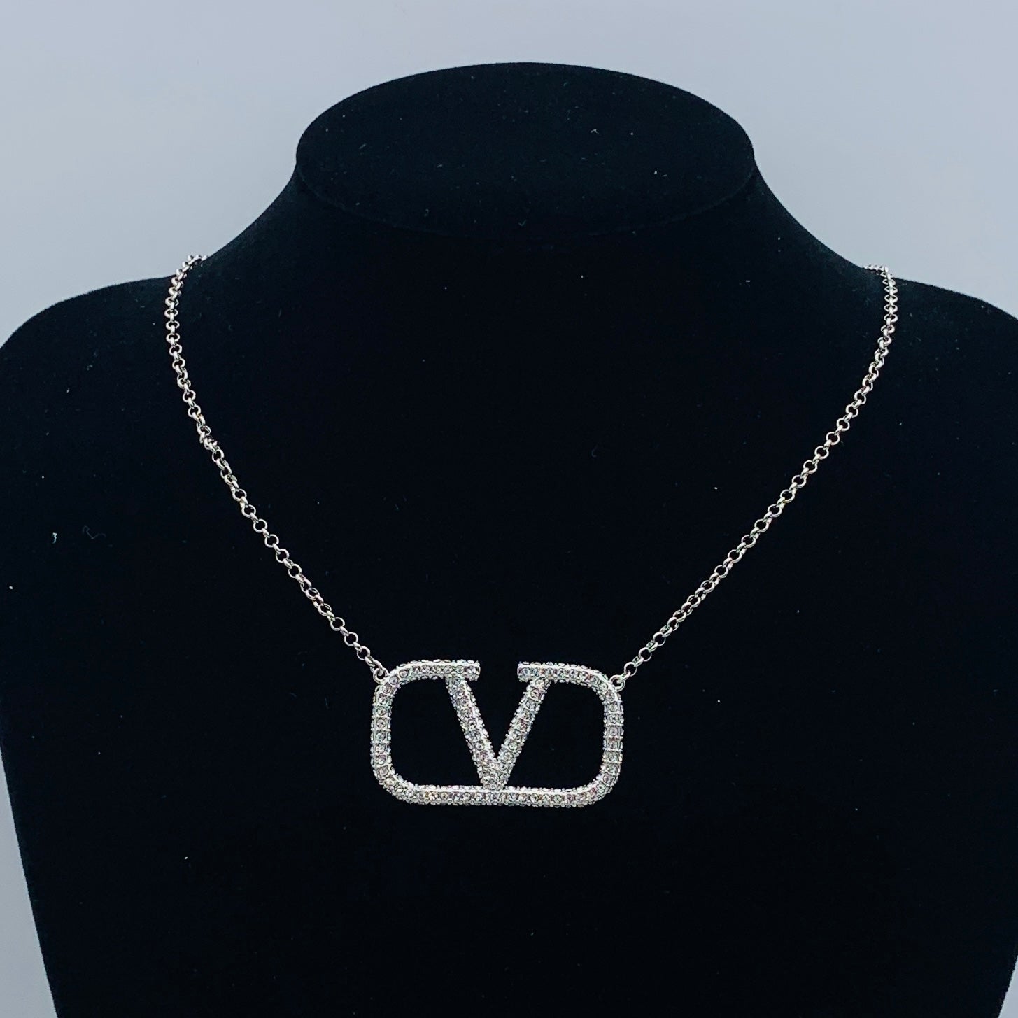 LuxluxHouse Low Price And High Quality Accessories Valentino