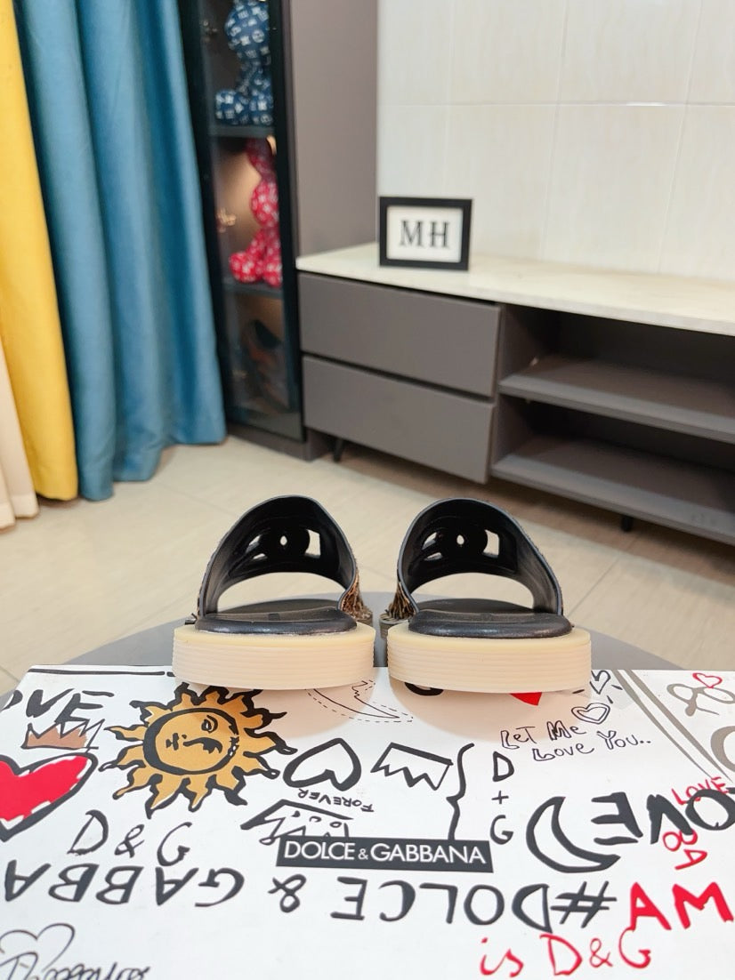 LuxluxHouse Best Quality Sandals Dolce & Gabbana