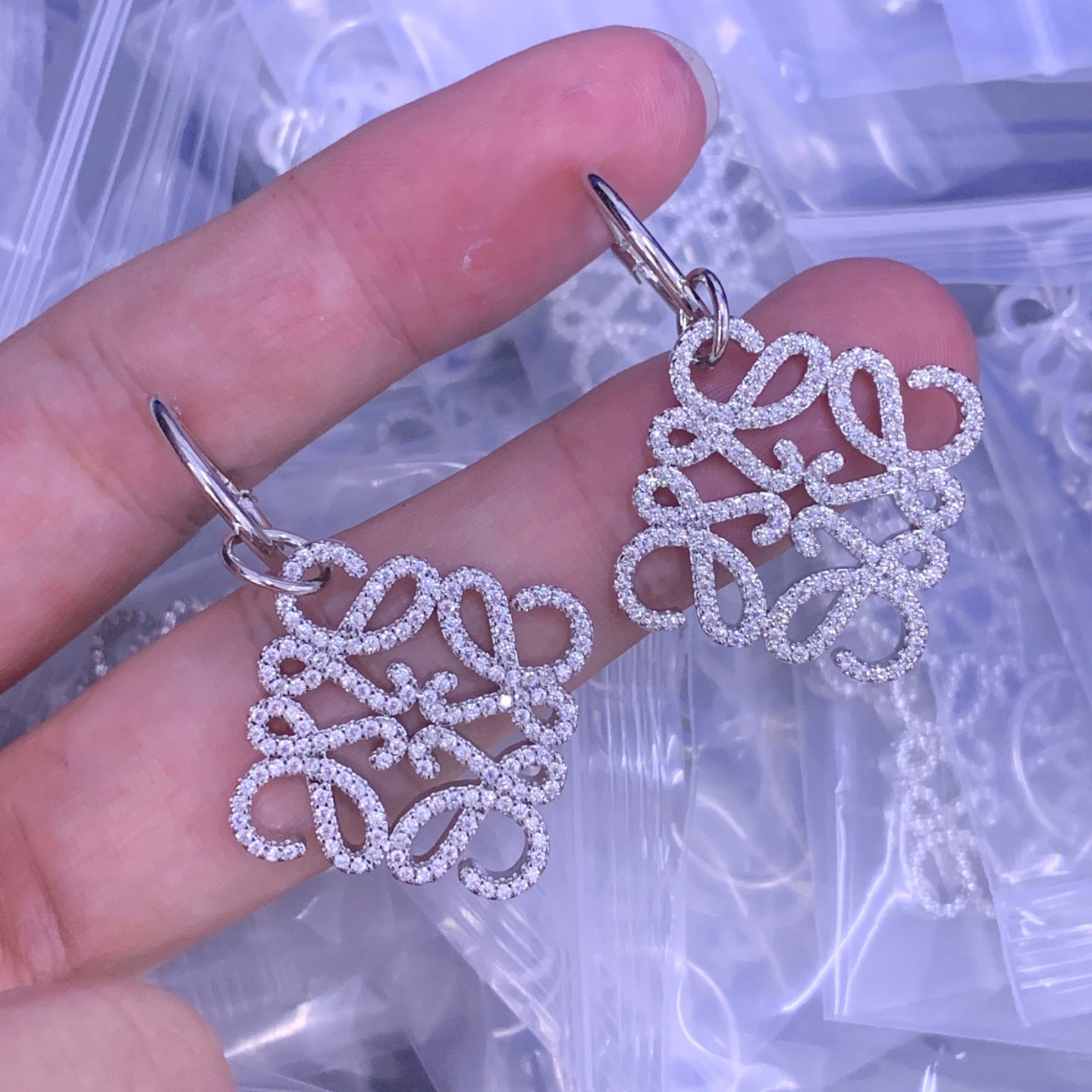 LuxluxHouse Low Price And High Quality Accessories Loewe