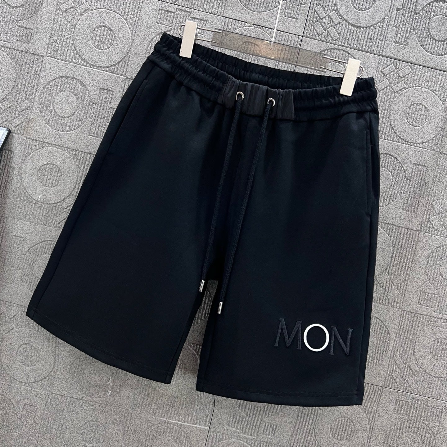LuxluxHouse Best Quality Clothes Pants Moncler