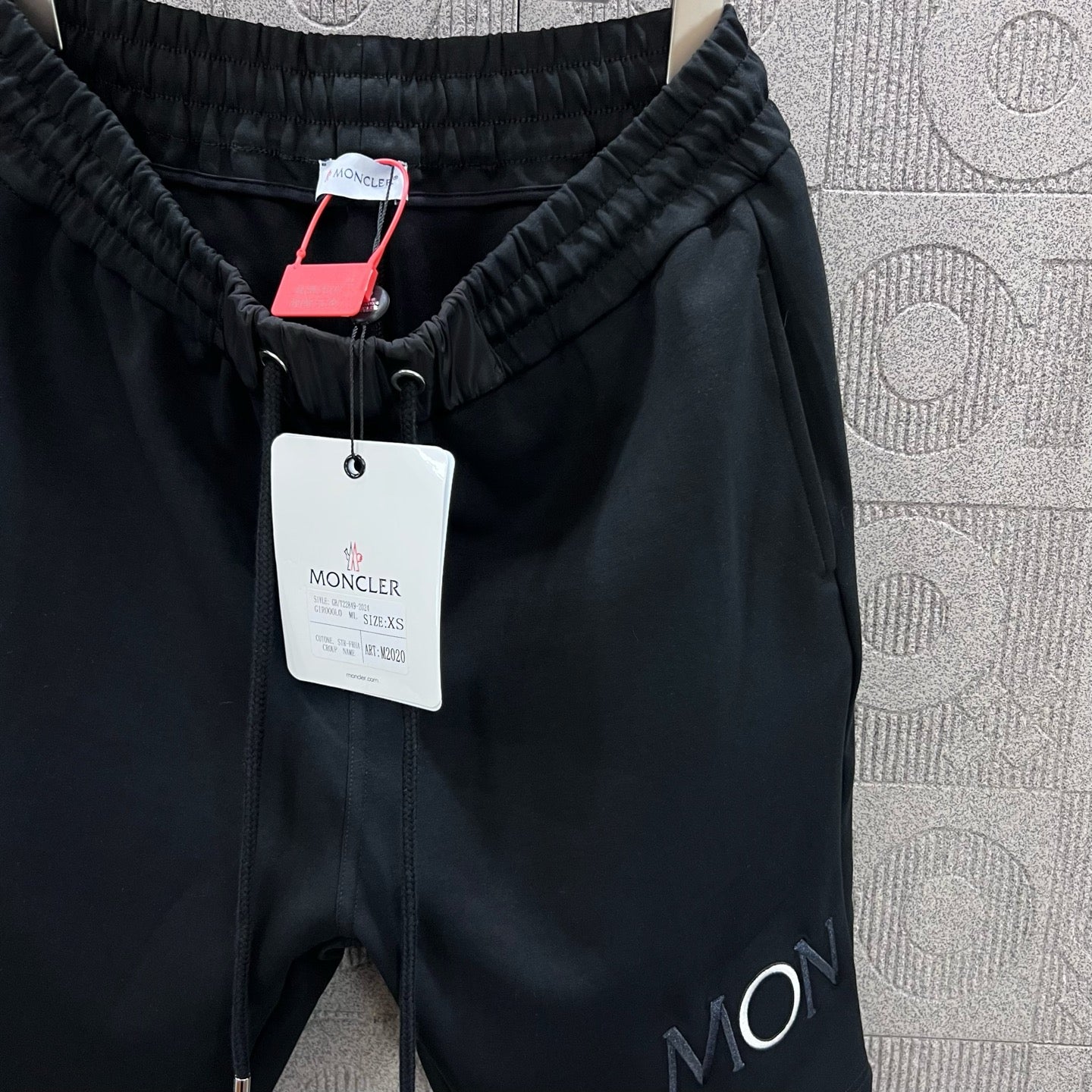 LuxluxHouse Best Quality Clothes Pants Moncler