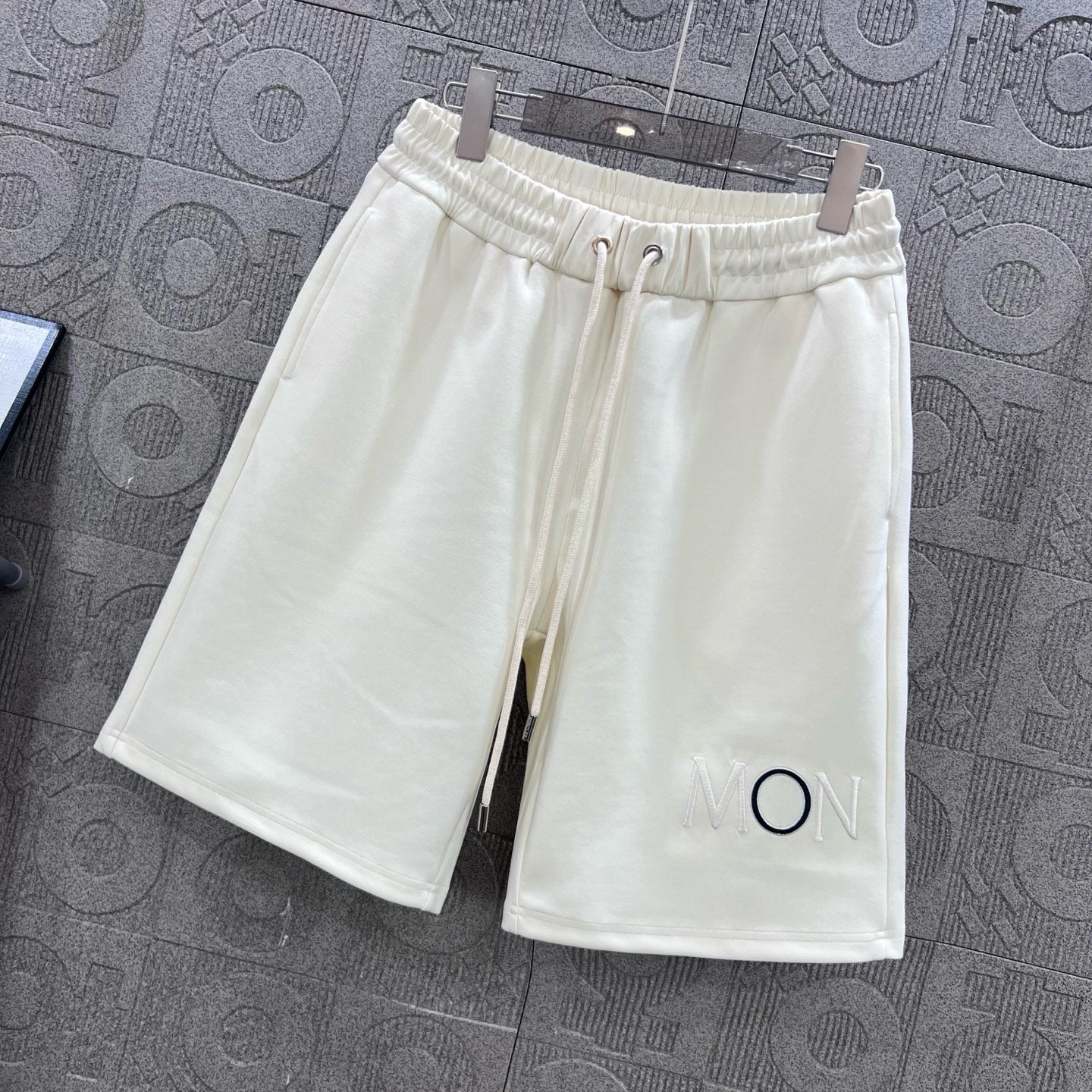 LuxluxHouse Best Quality Clothes Pants Moncler