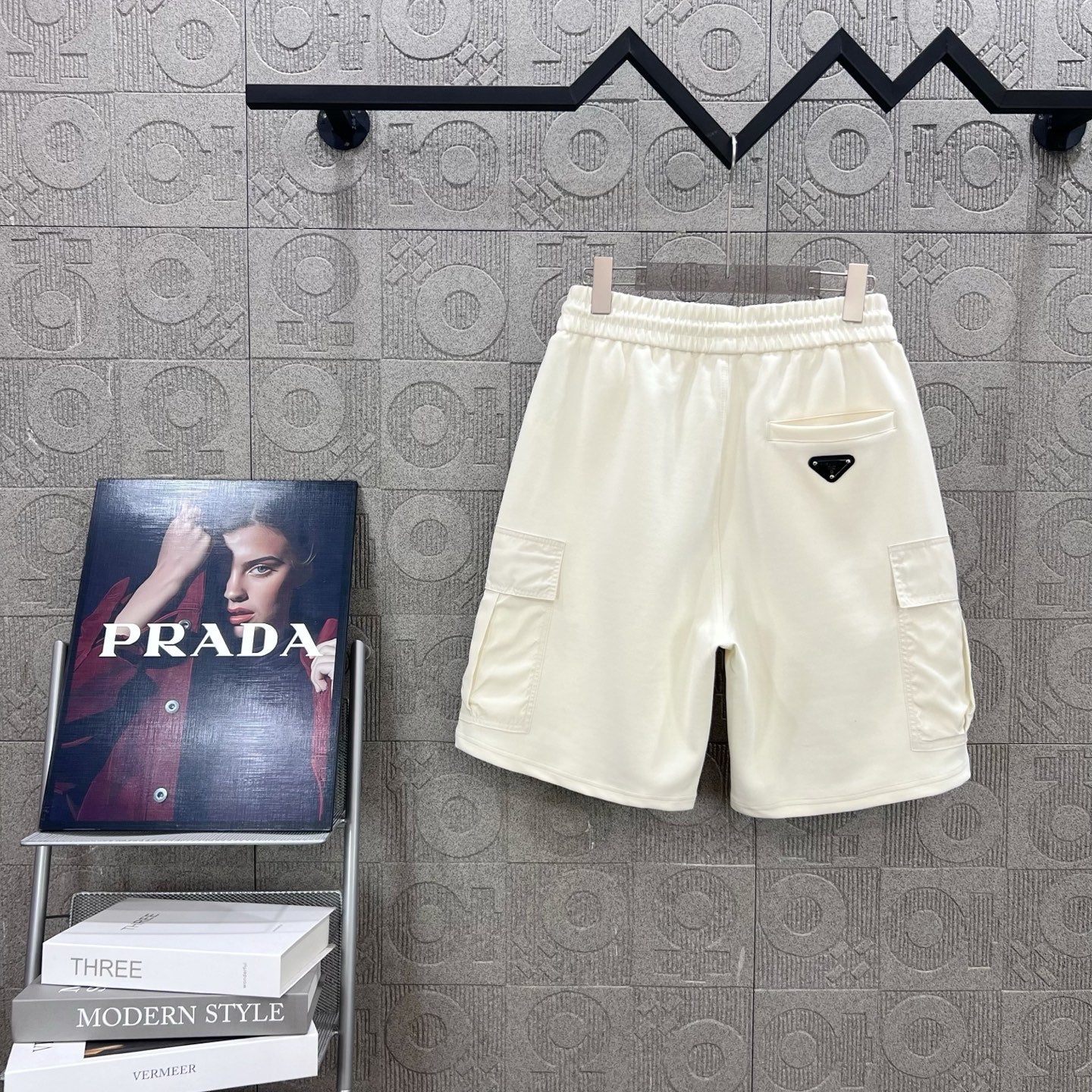 LuxluxHouse Best Quality Clothes Pants Prada