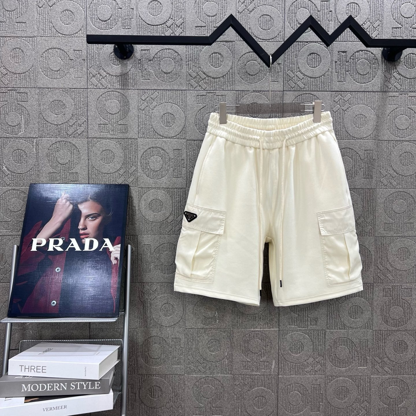 LuxluxHouse Best Quality Clothes Pants Prada