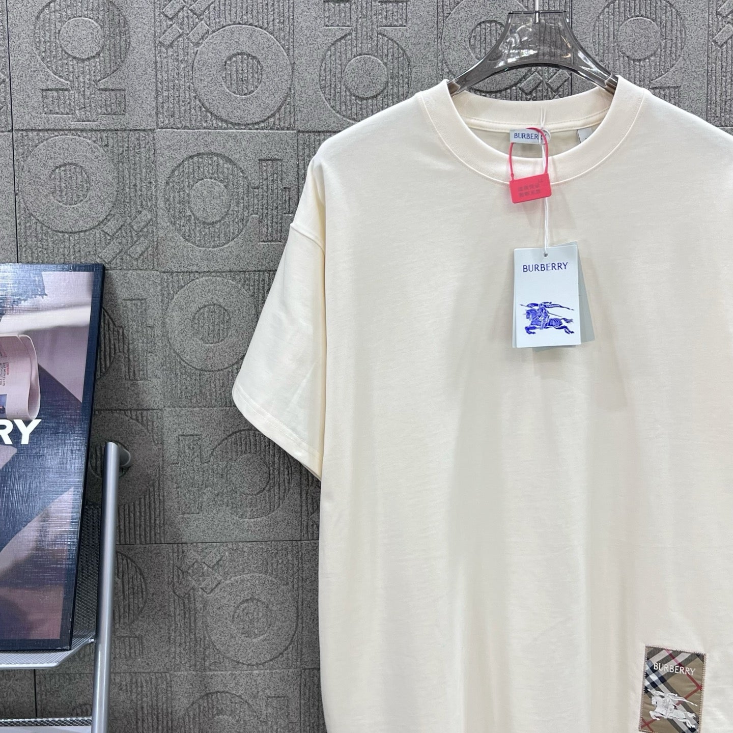 LuxluxHouse Best Quality Clothes Burberry T-shirt