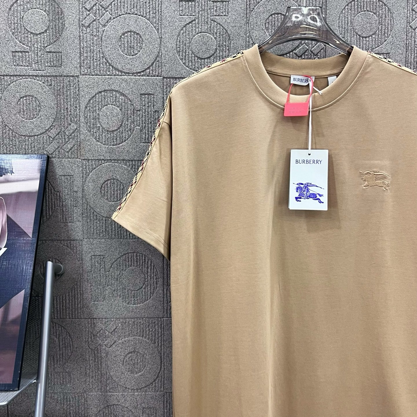 LuxluxHouse Best Quality Clothes Burberry T-shirt