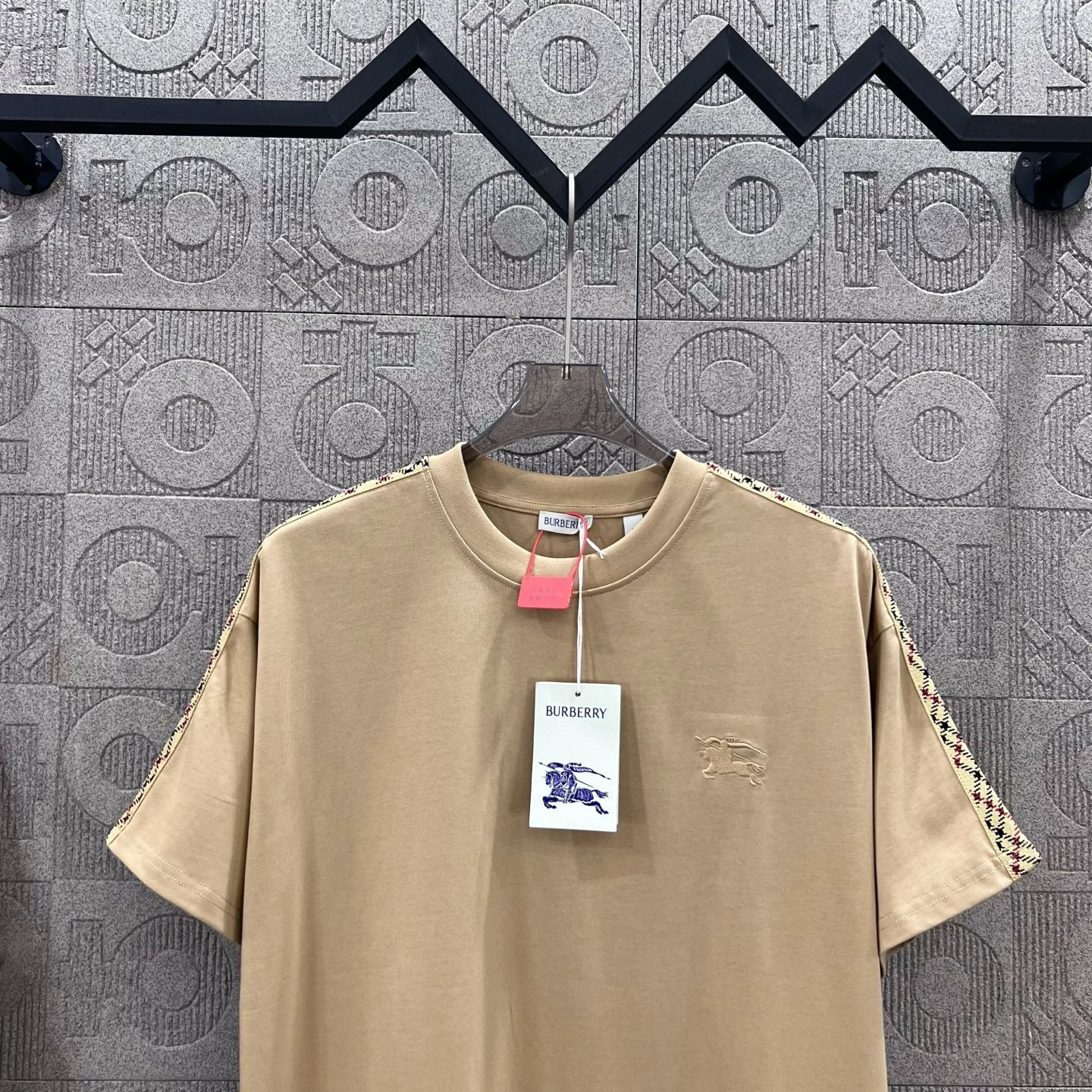 LuxluxHouse Best Quality Clothes Burberry T-shirt