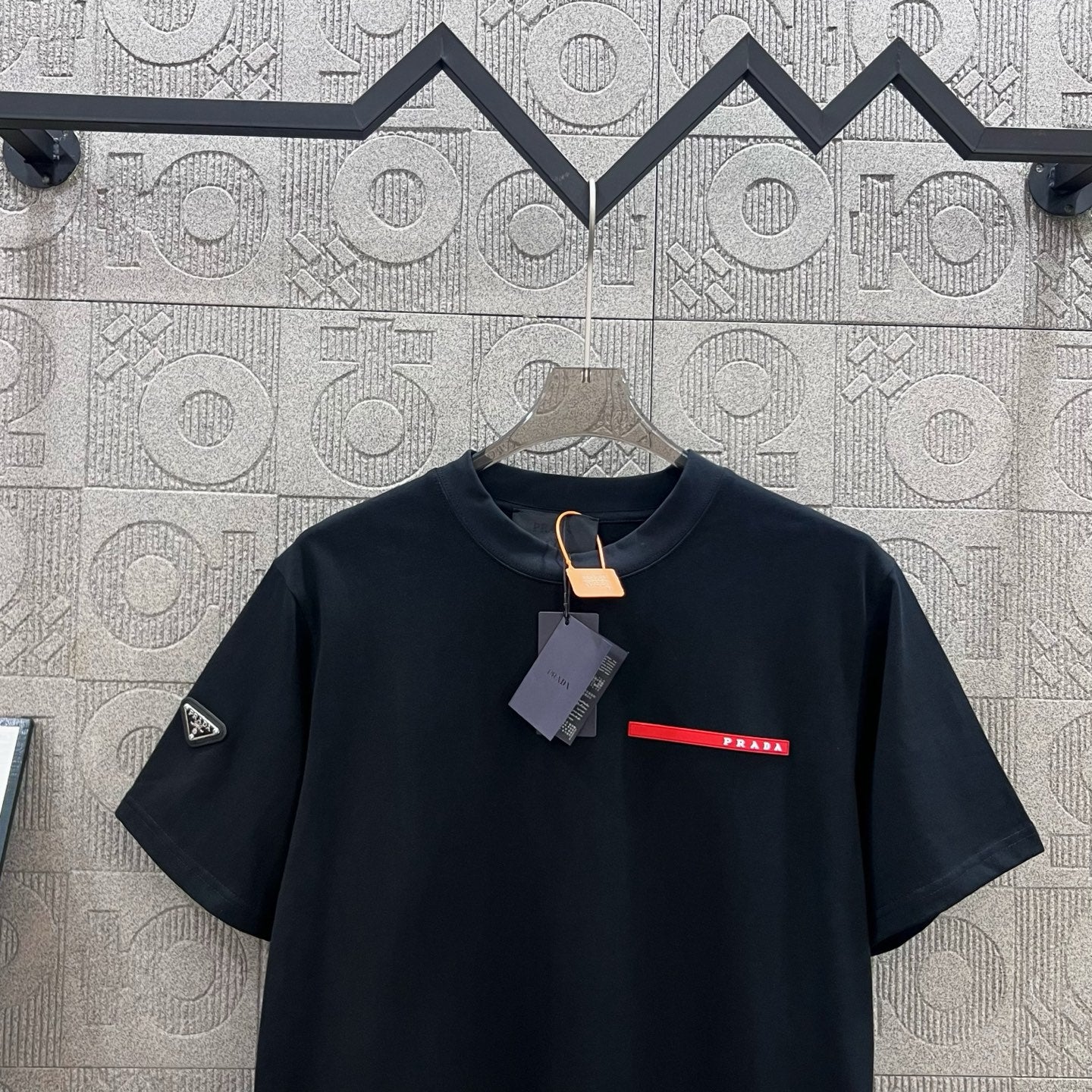 LuxluxHouse Best Quality Clothes T-shirt Prada
