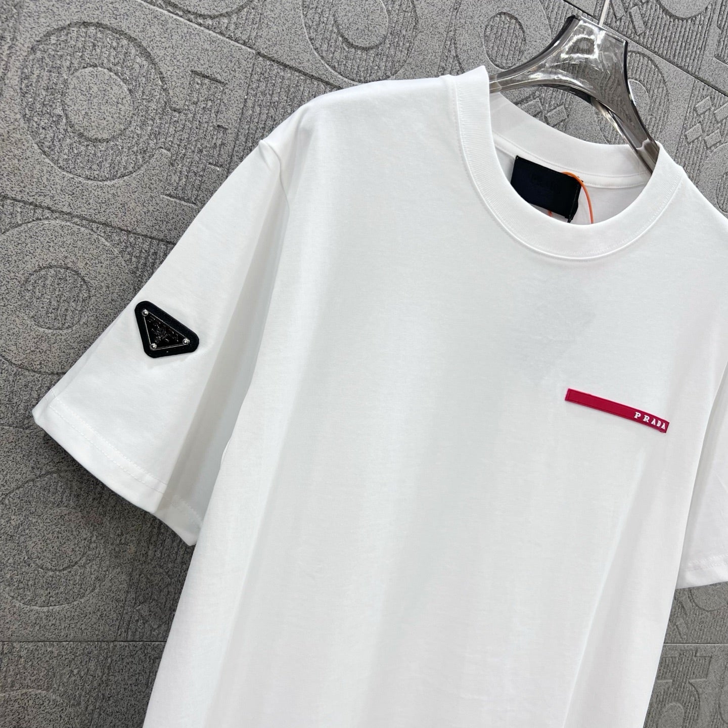 LuxluxHouse Best Quality Clothes T-shirt Prada