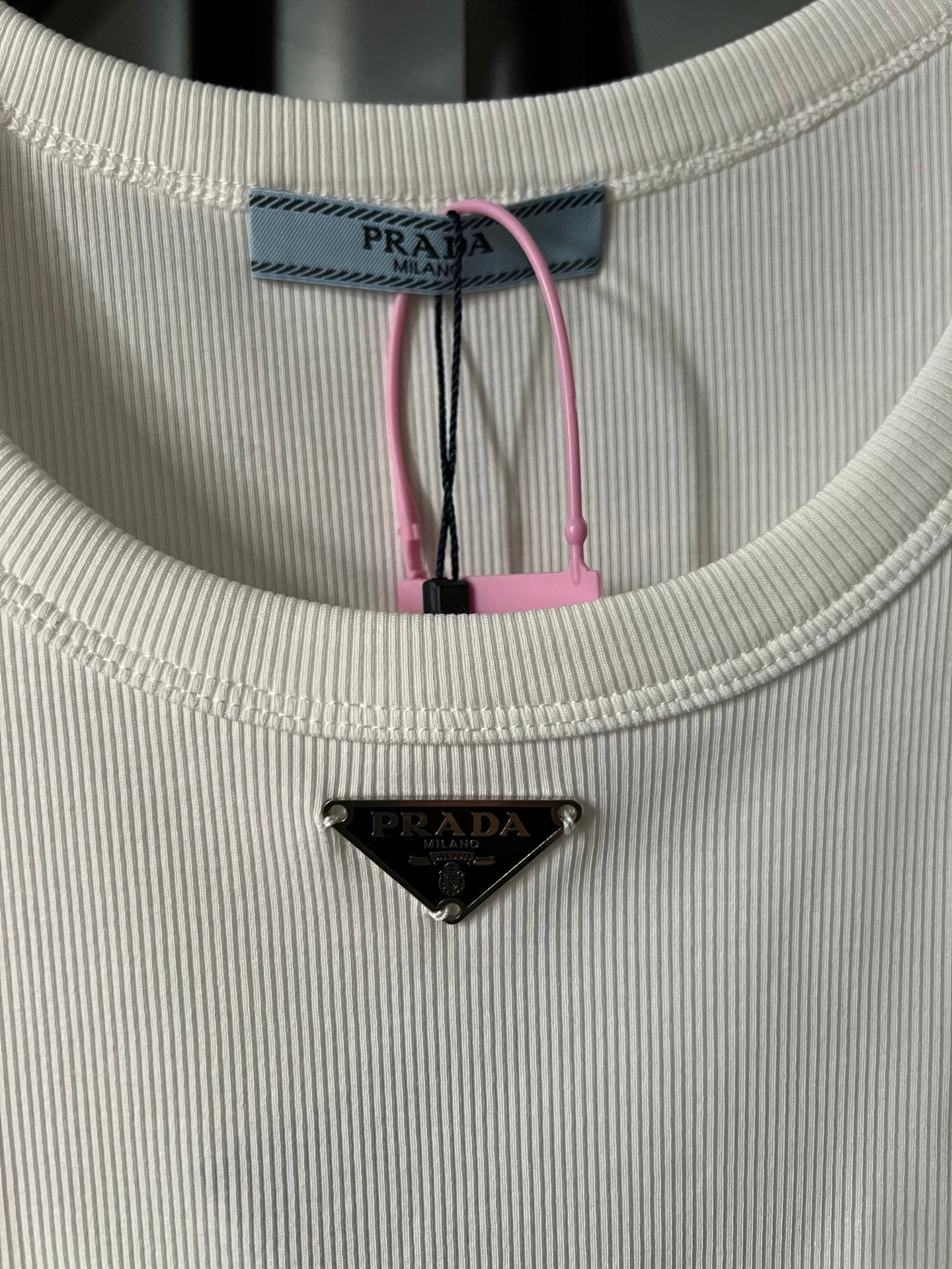 LuxluxHouse Best Quality Clothes T-shirt Prada