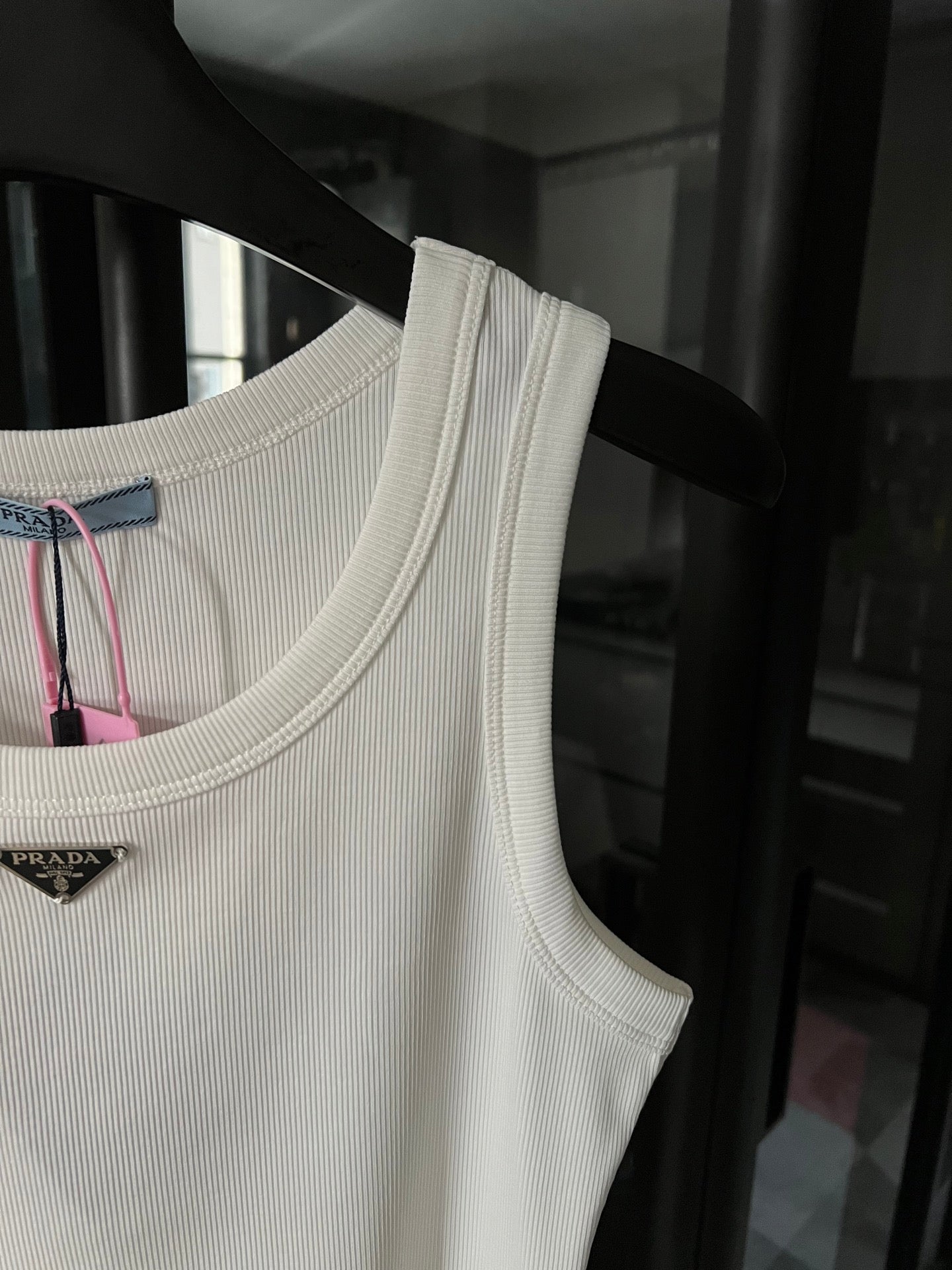 LuxluxHouse Best Quality Clothes T-shirt Prada