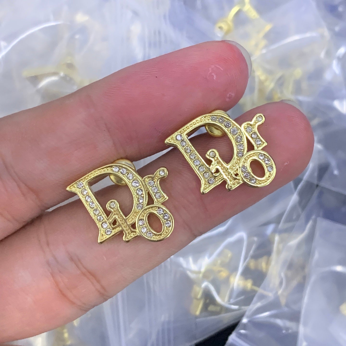 LuxluxHouse Low Price And High Quality Accessories Dior