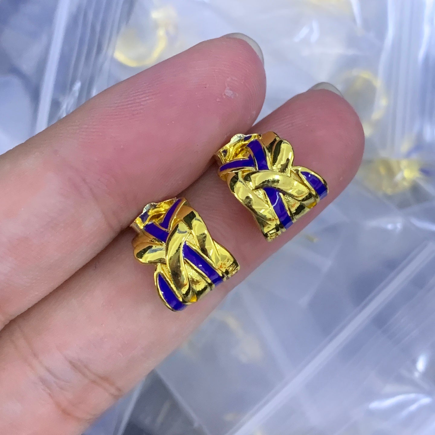 LuxluxHouse Low Price And High Quality Accessories Loewe