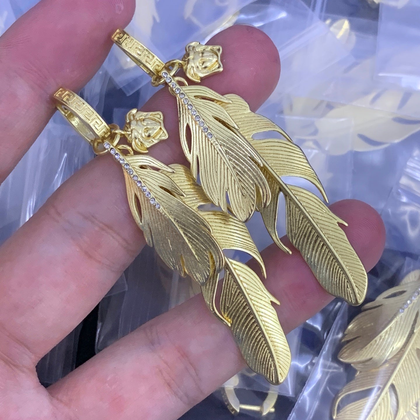 LuxluxHouse Low Price And High Quality Accessories Versace