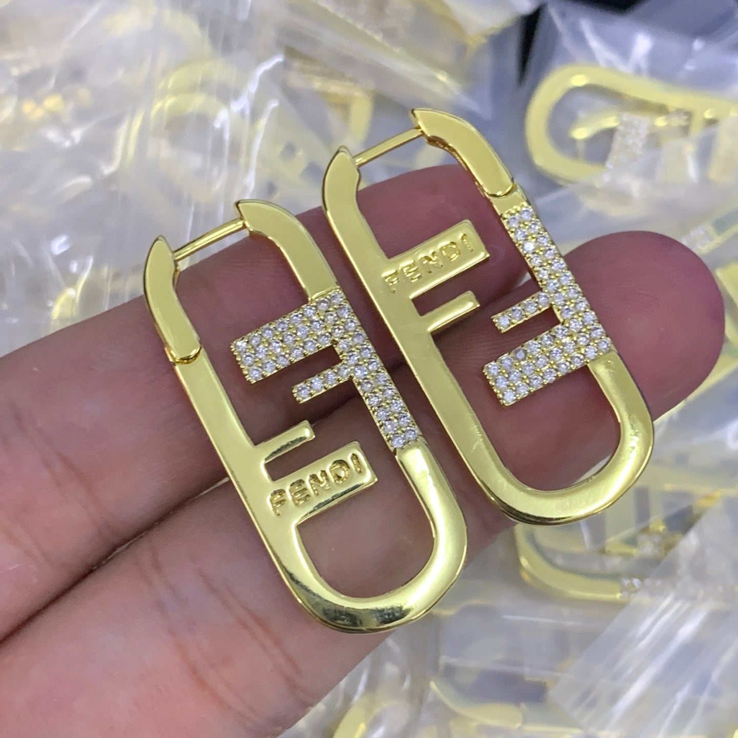 LuxluxHouse Low Price And High Quality Accessories Fendi