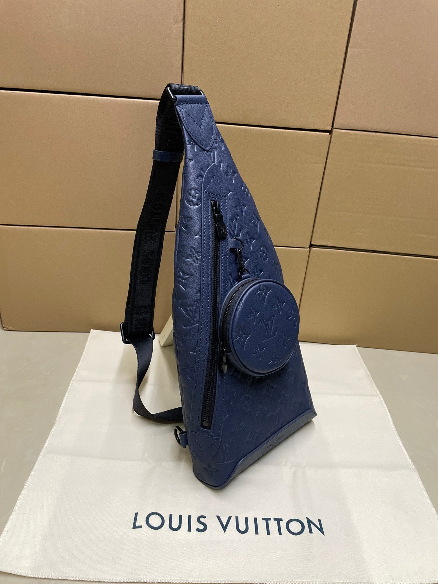 LuxluxHouse Best Quality Bags Louis Vuitton Men