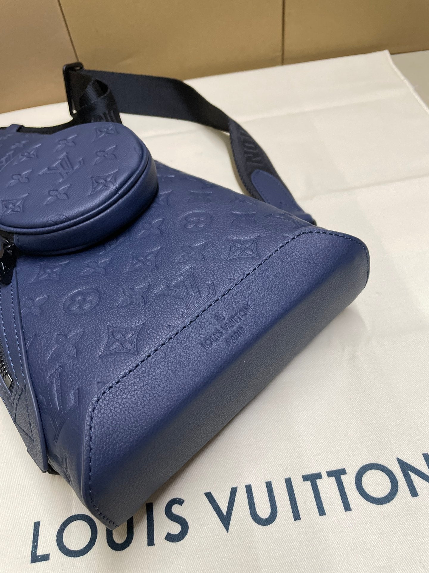 LuxluxHouse Best Quality Bags Louis Vuitton Men