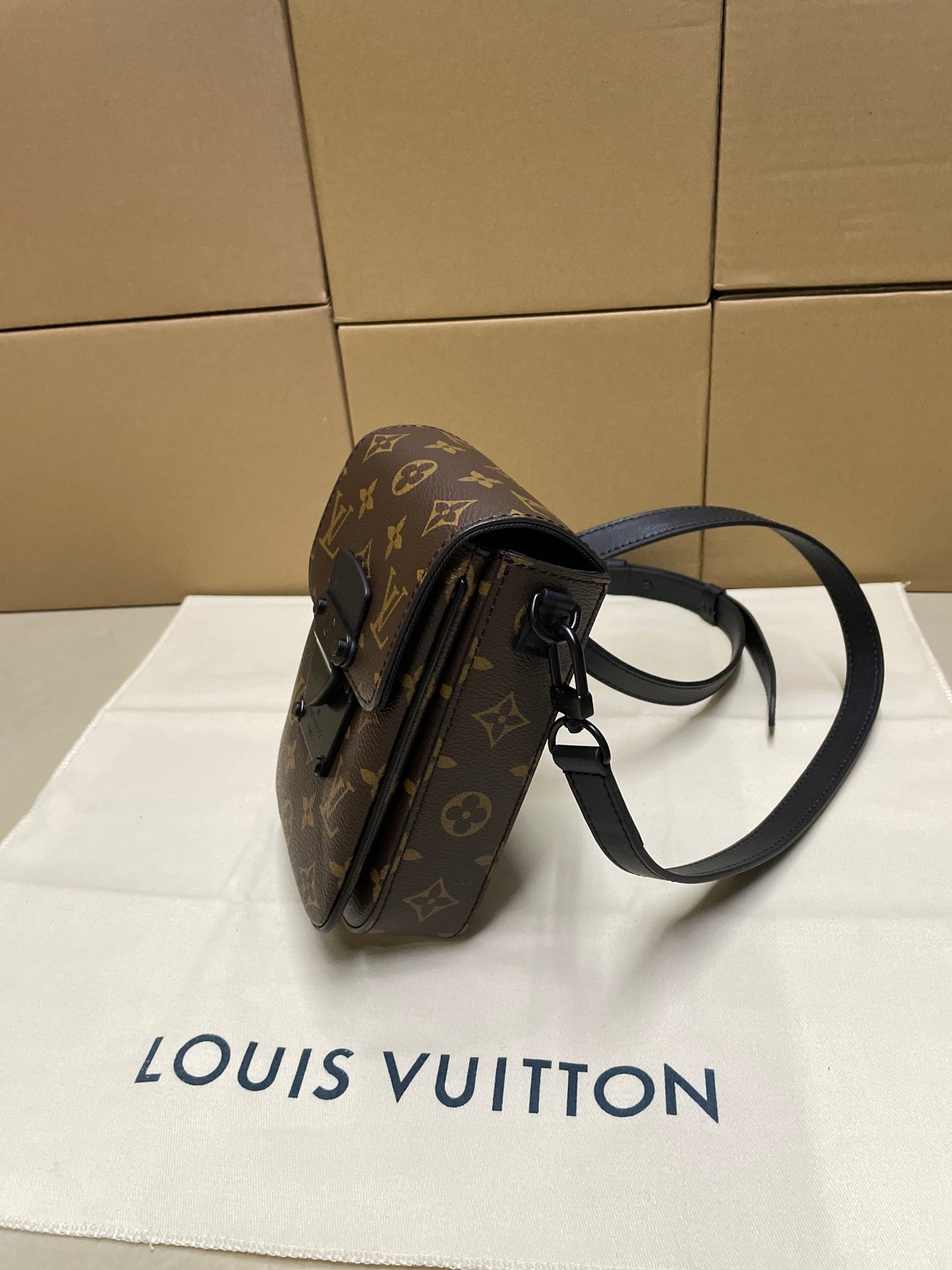 LuxluxHouse Best Quality Bags Louis Vuitton Men