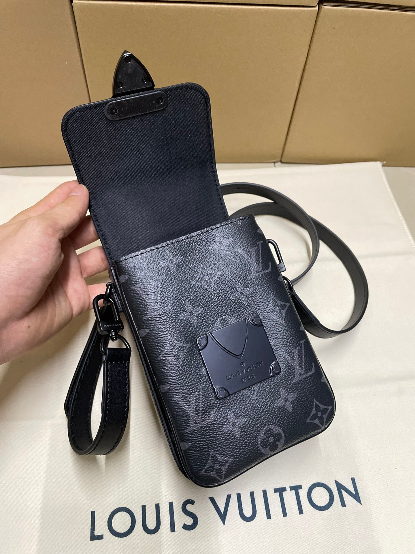 LuxluxHouse Best Quality Bags Louis Vuitton Men