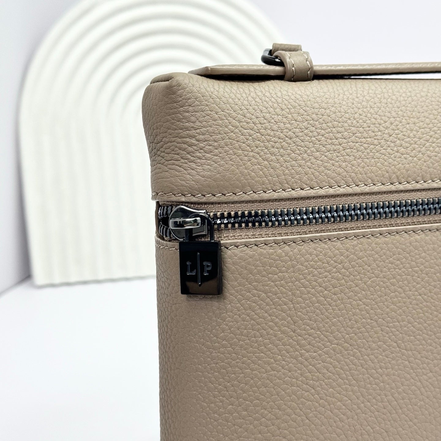 LuxluxHouse Best Quality Bags Loro Piana Women