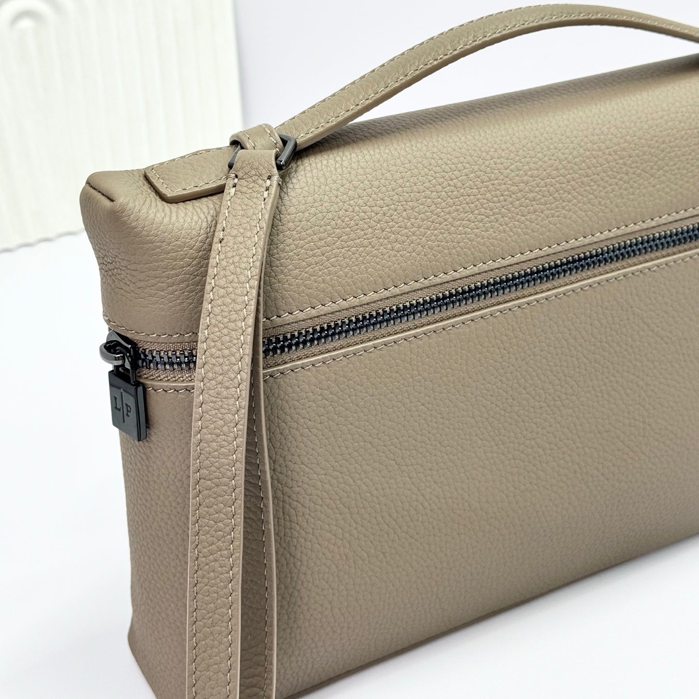 LuxluxHouse Best Quality Bags Loro Piana Women