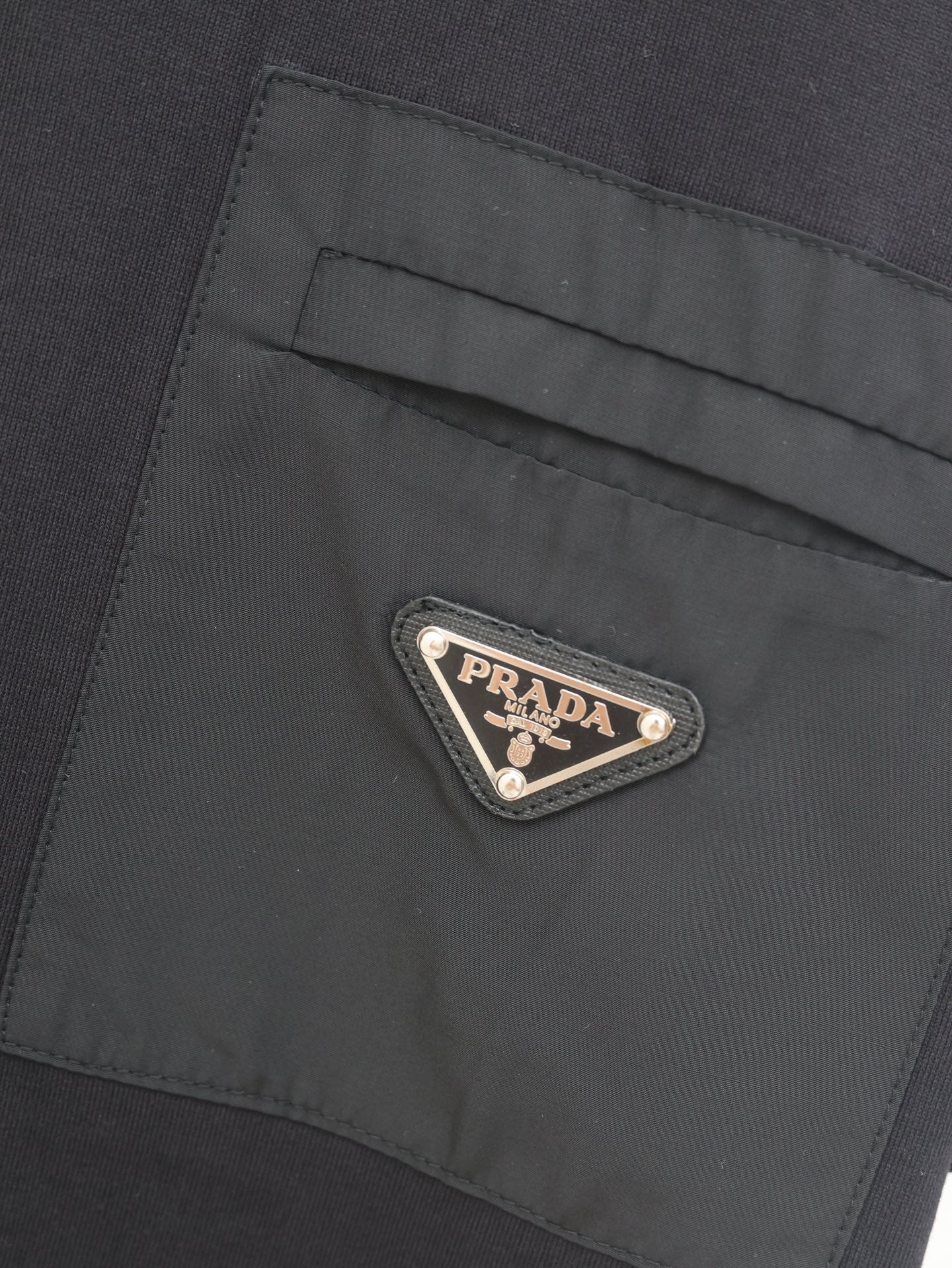 LuxluxHouse Best Quality Clothes T-shirt Prada