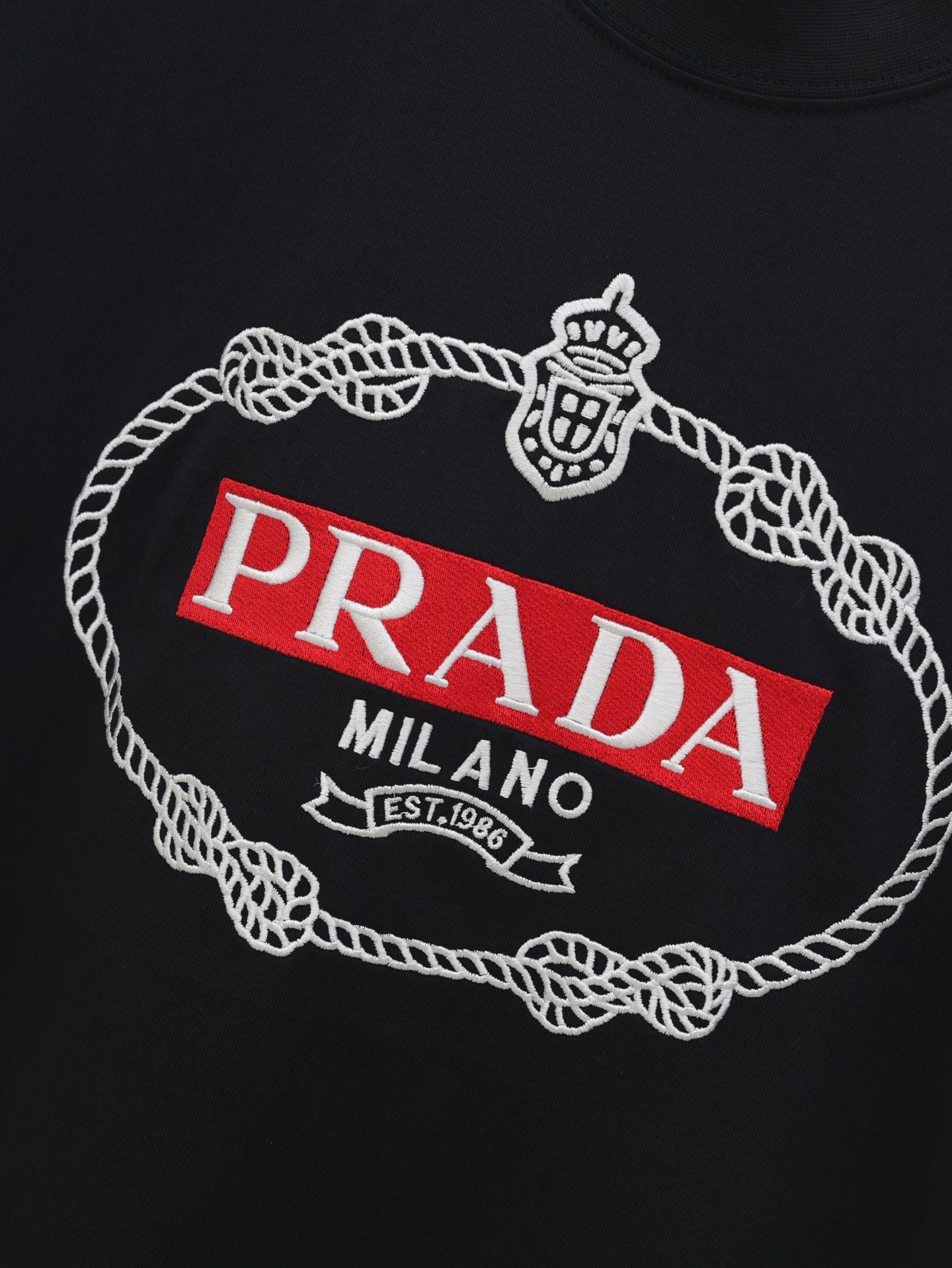LuxluxHouse Best Quality Clothes T-shirt Prada