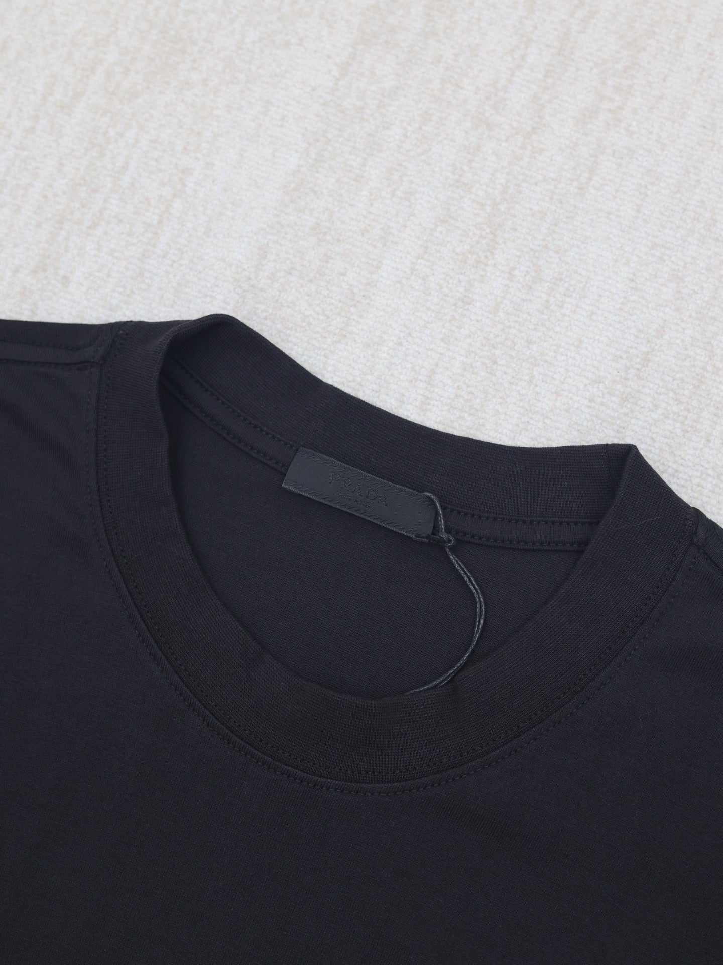 LuxluxHouse Best Quality Clothes T-shirt Prada