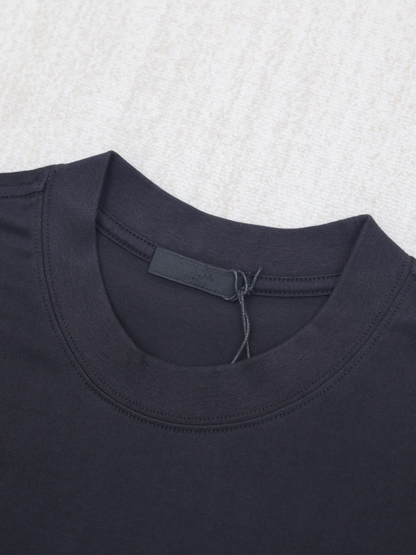 LuxluxHouse Best Quality Clothes T-shirt Prada