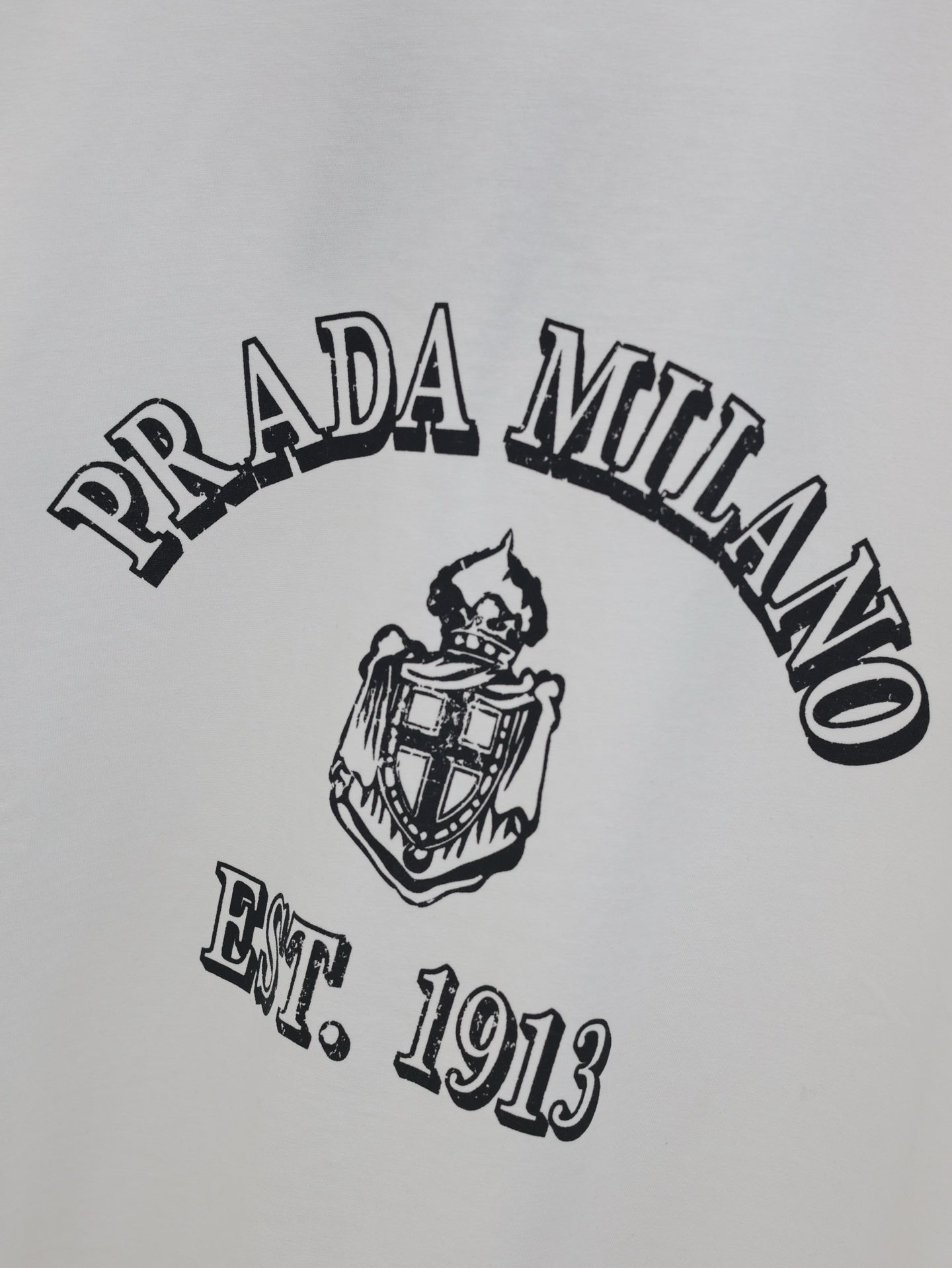 LuxluxHouse Best Quality Clothes T-shirt Prada