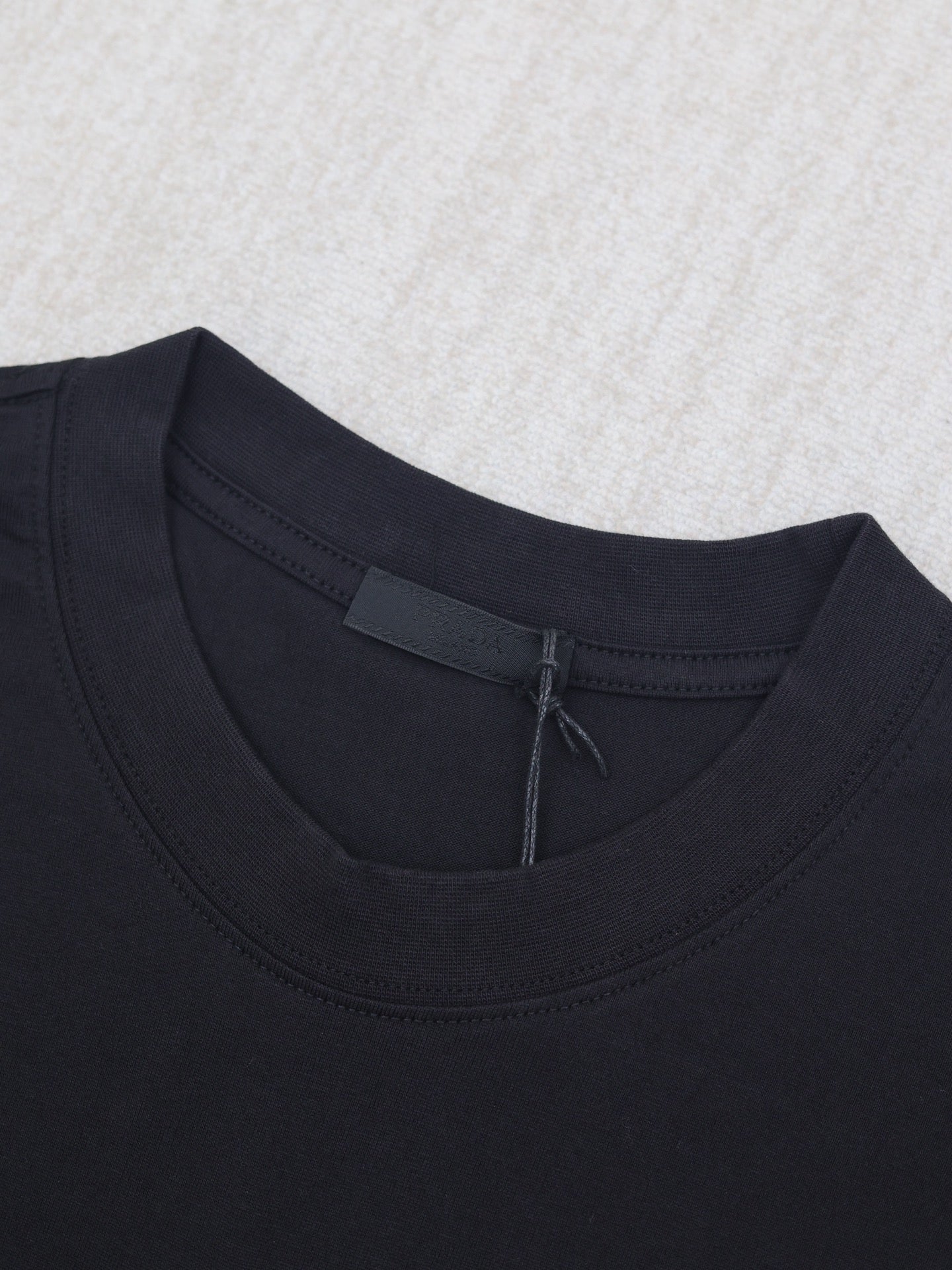 LuxluxHouse Best Quality Clothes T-shirt Prada