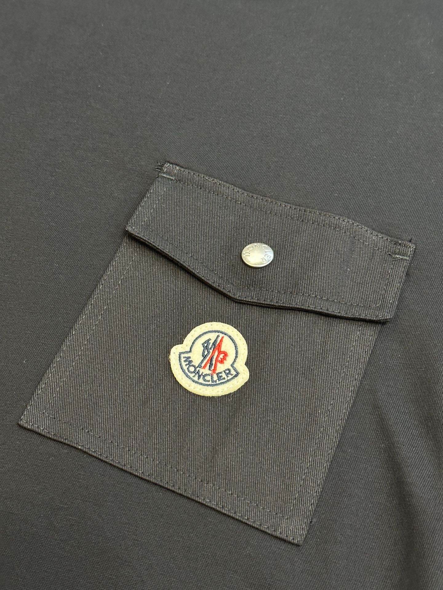 LuxluxHouse Best Quality Clothes T-shirt Moncler