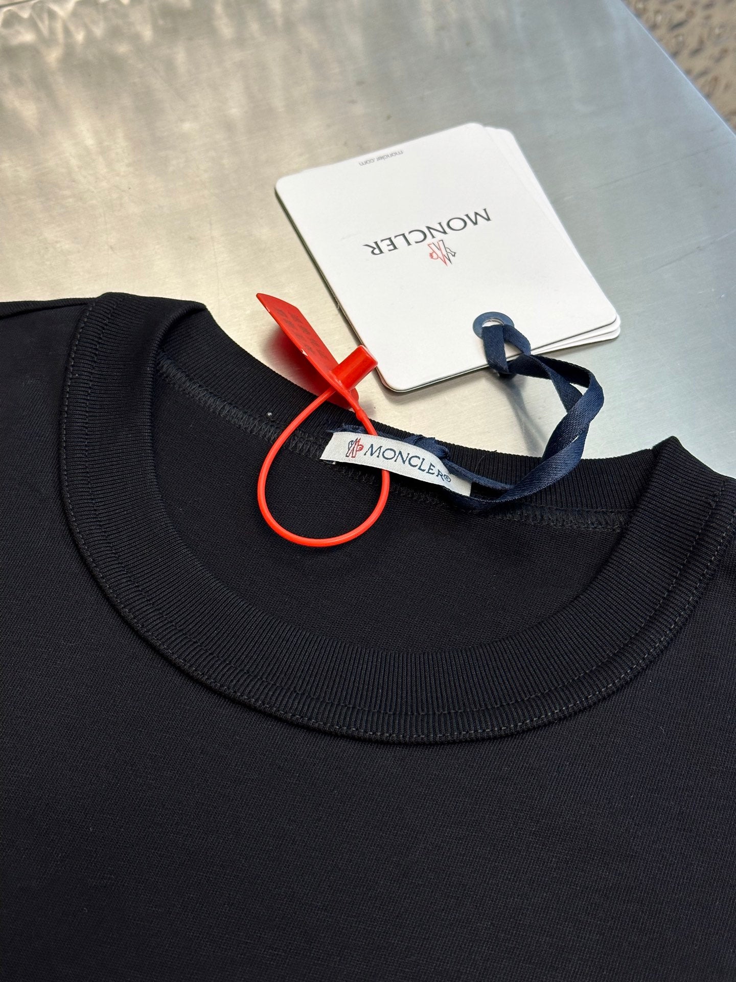 LuxluxHouse Best Quality Clothes T-shirt Moncler