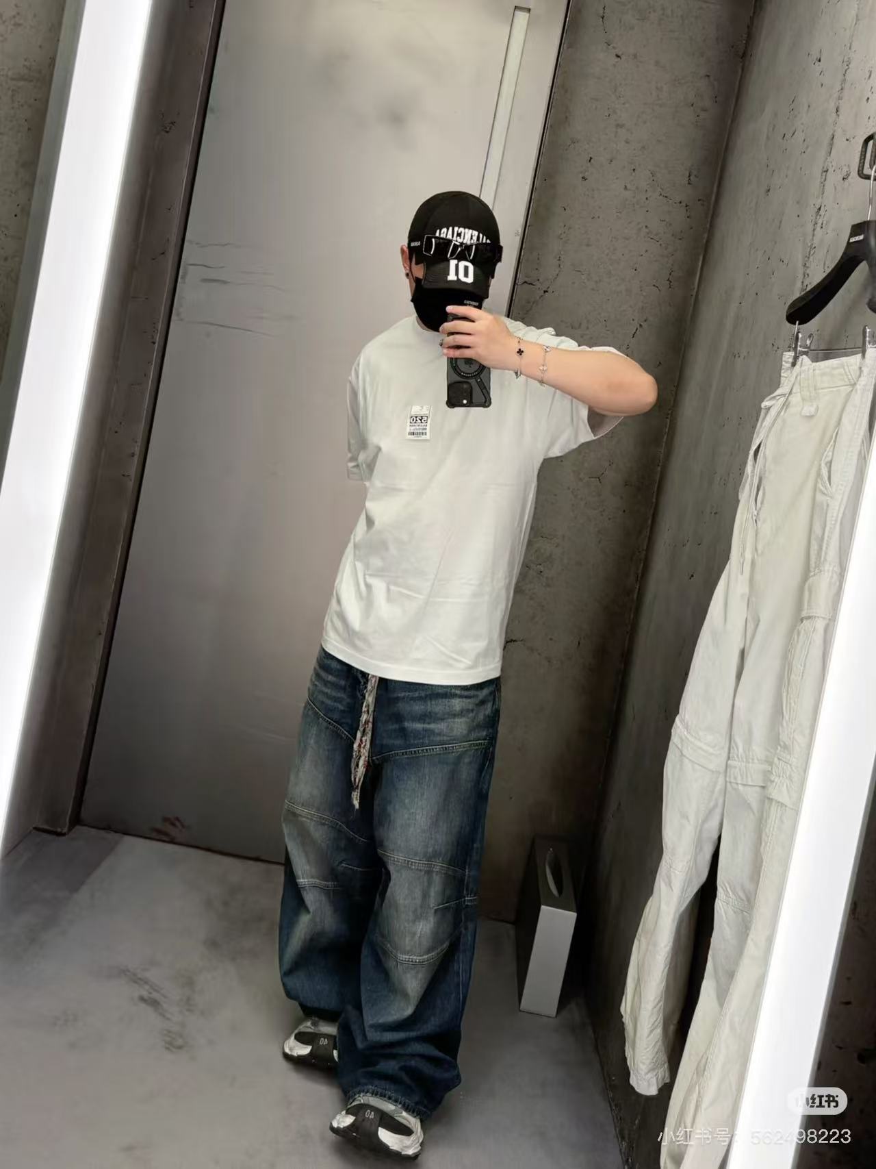 LuxluxHouse Best Quality Clothes Balenciaga T-shirt