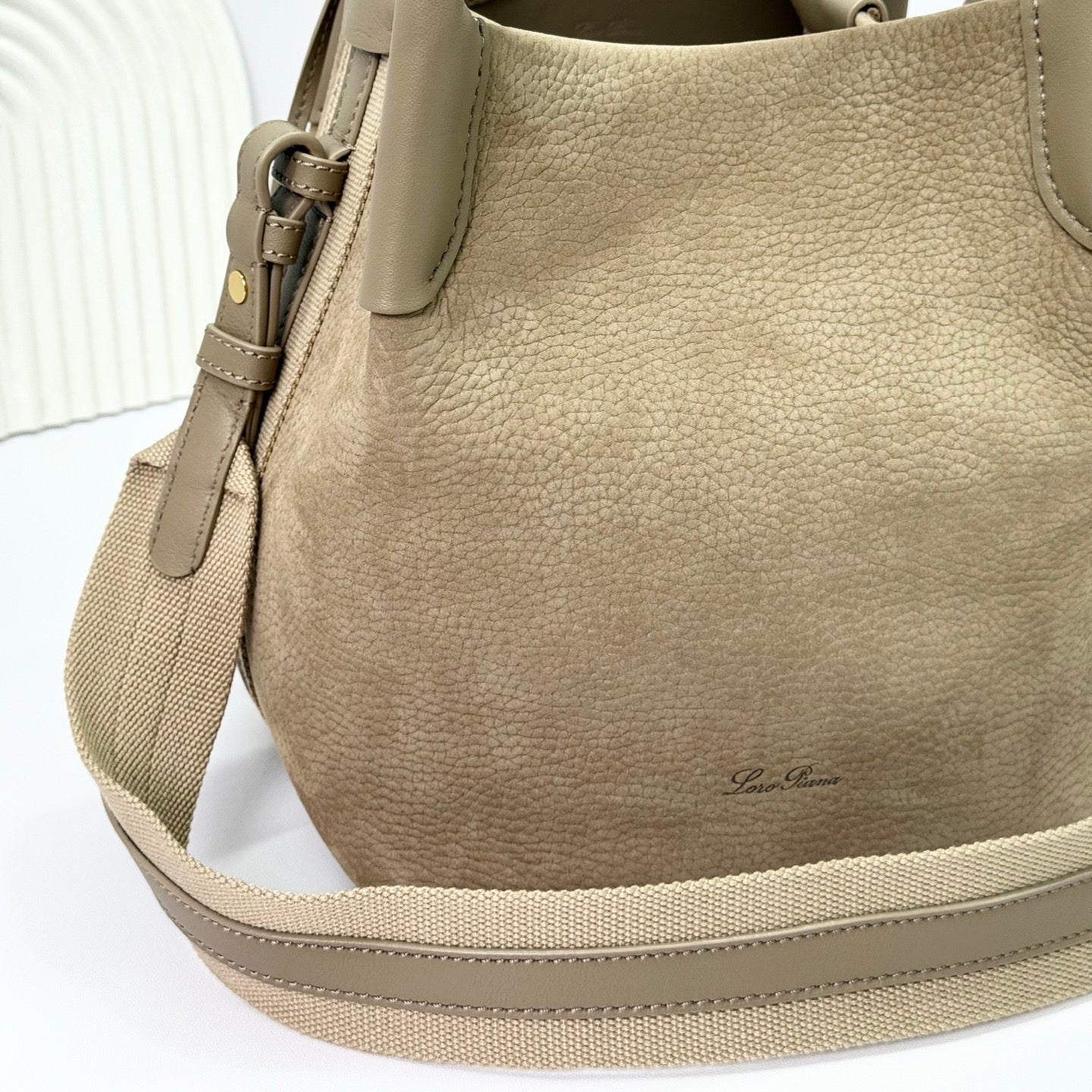 LuxluxHouse Best Quality Bags Loro Piana Women