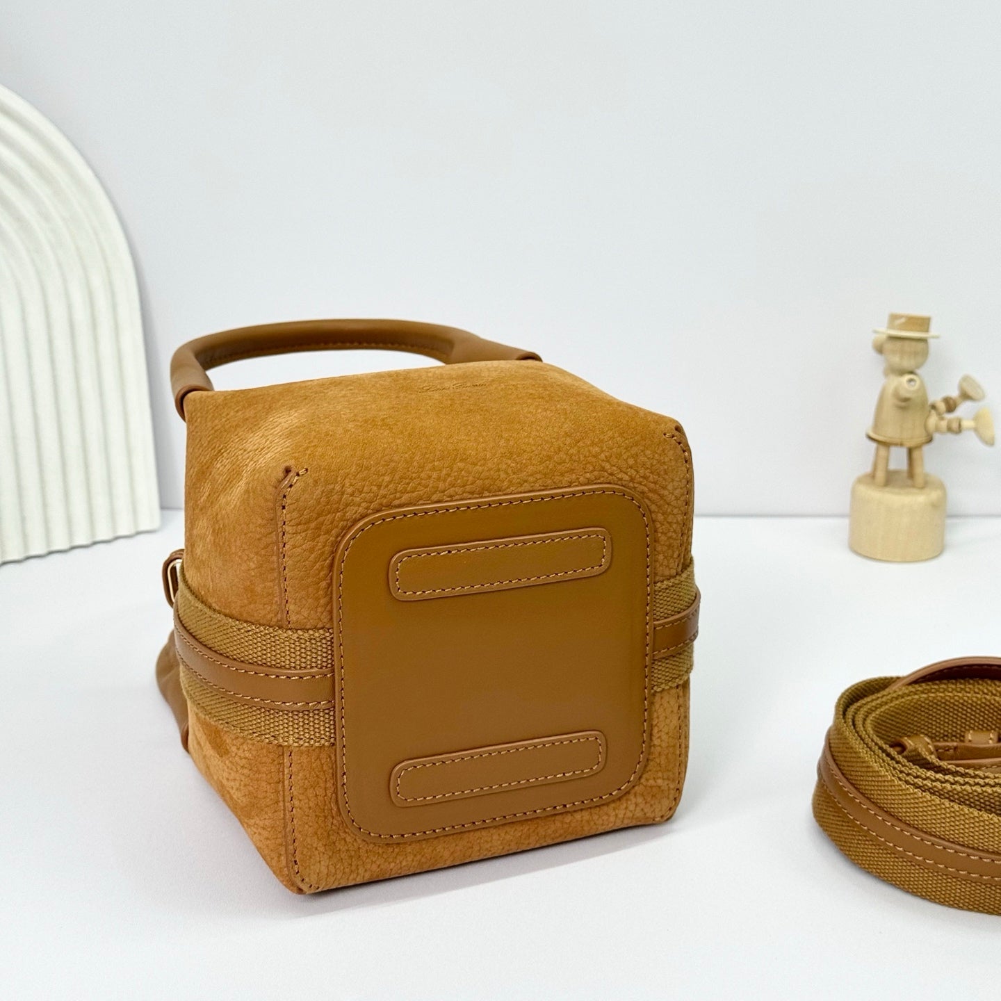 LuxluxHouse Best Quality Bags Loro Piana Women