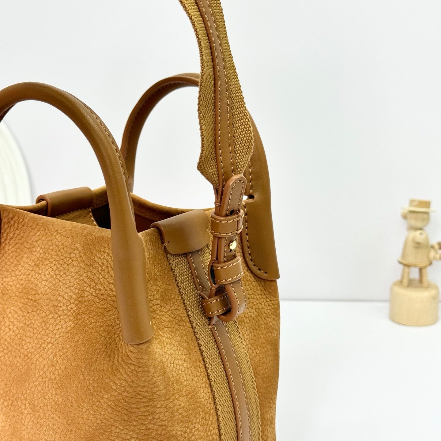 LuxluxHouse Best Quality Bags Loro Piana Women