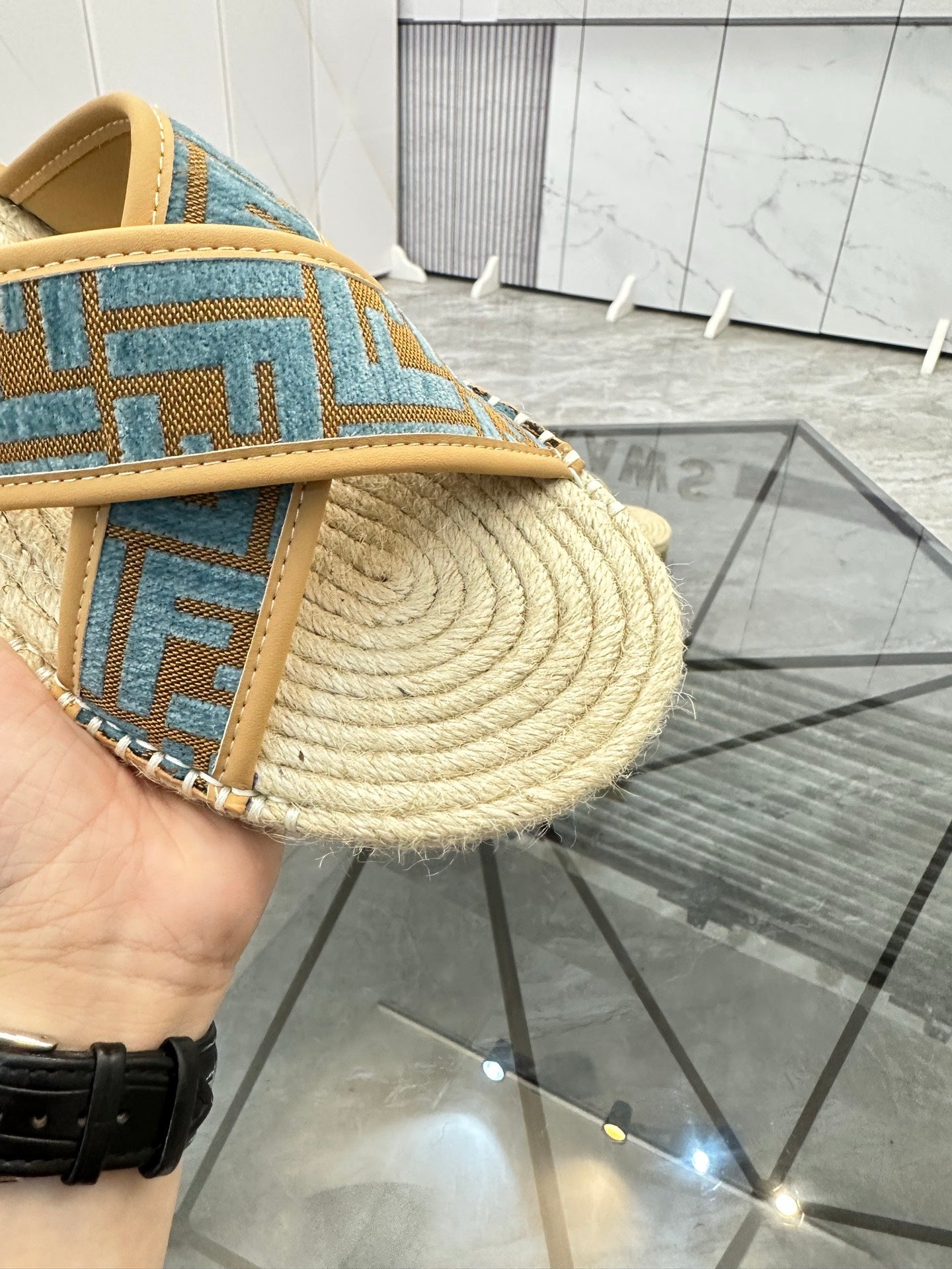 LuxluxHouse Best Quality Sandals Fendi