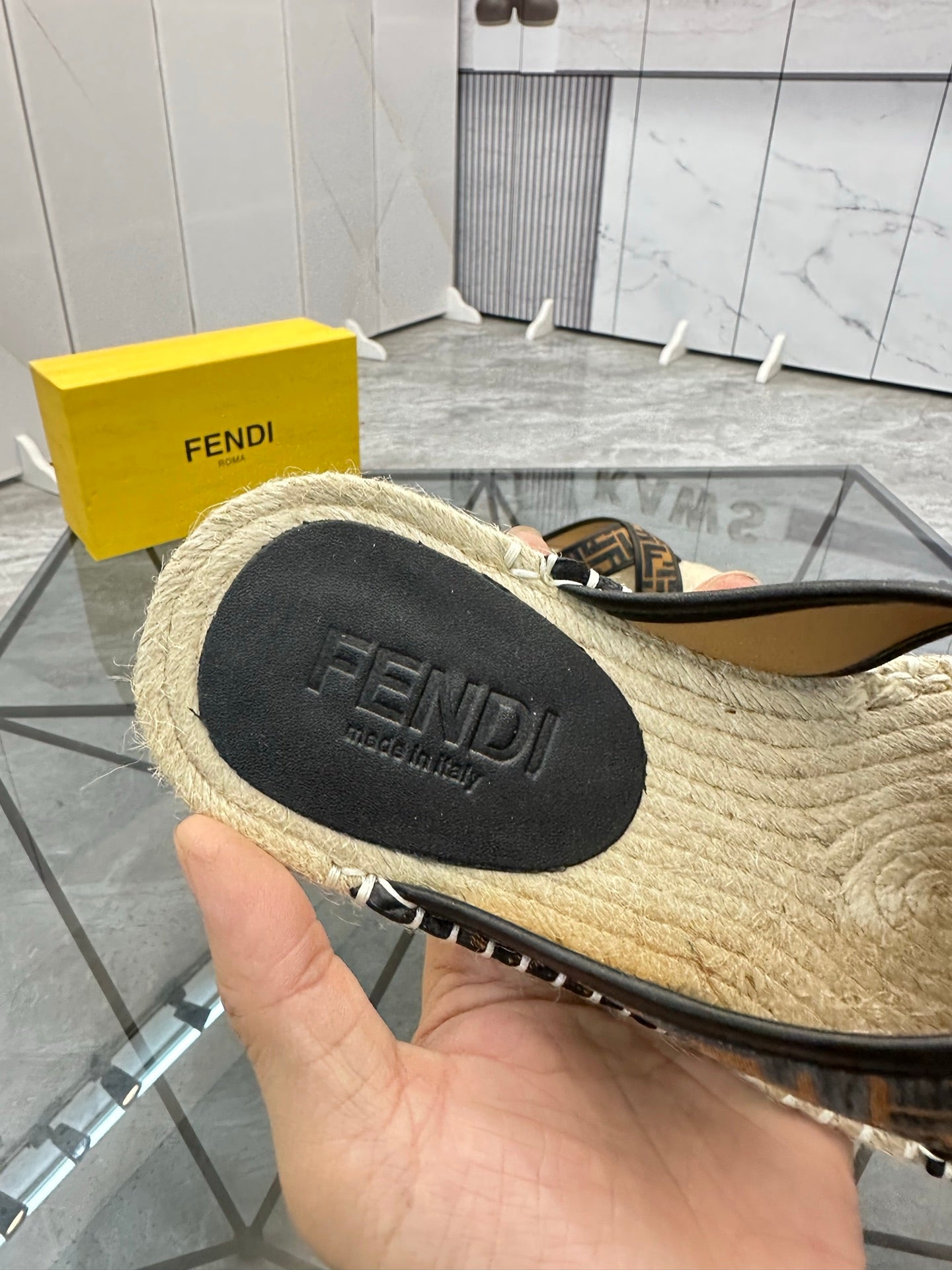 LuxluxHouse Best Quality Sandals Fendi