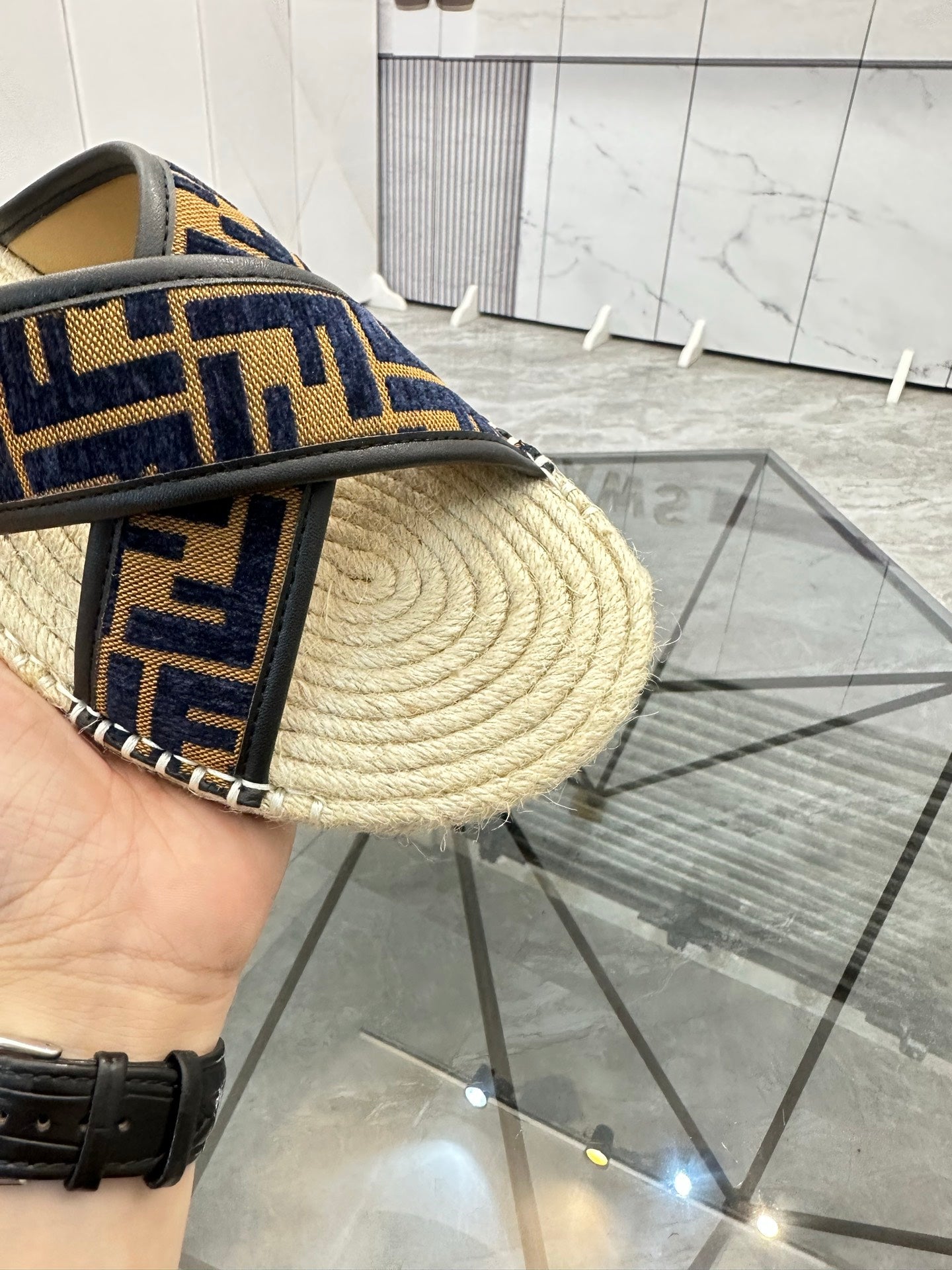 LuxluxHouse Best Quality Sandals Fendi