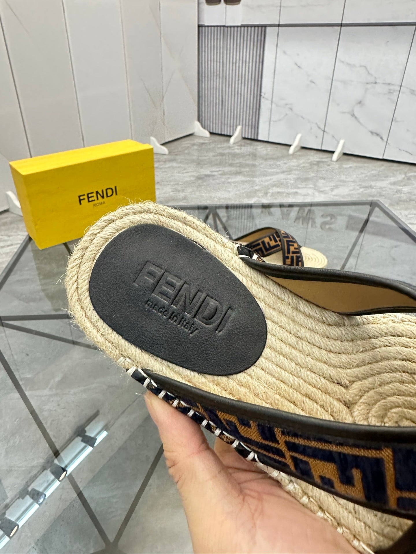 LuxluxHouse Best Quality Sandals Fendi