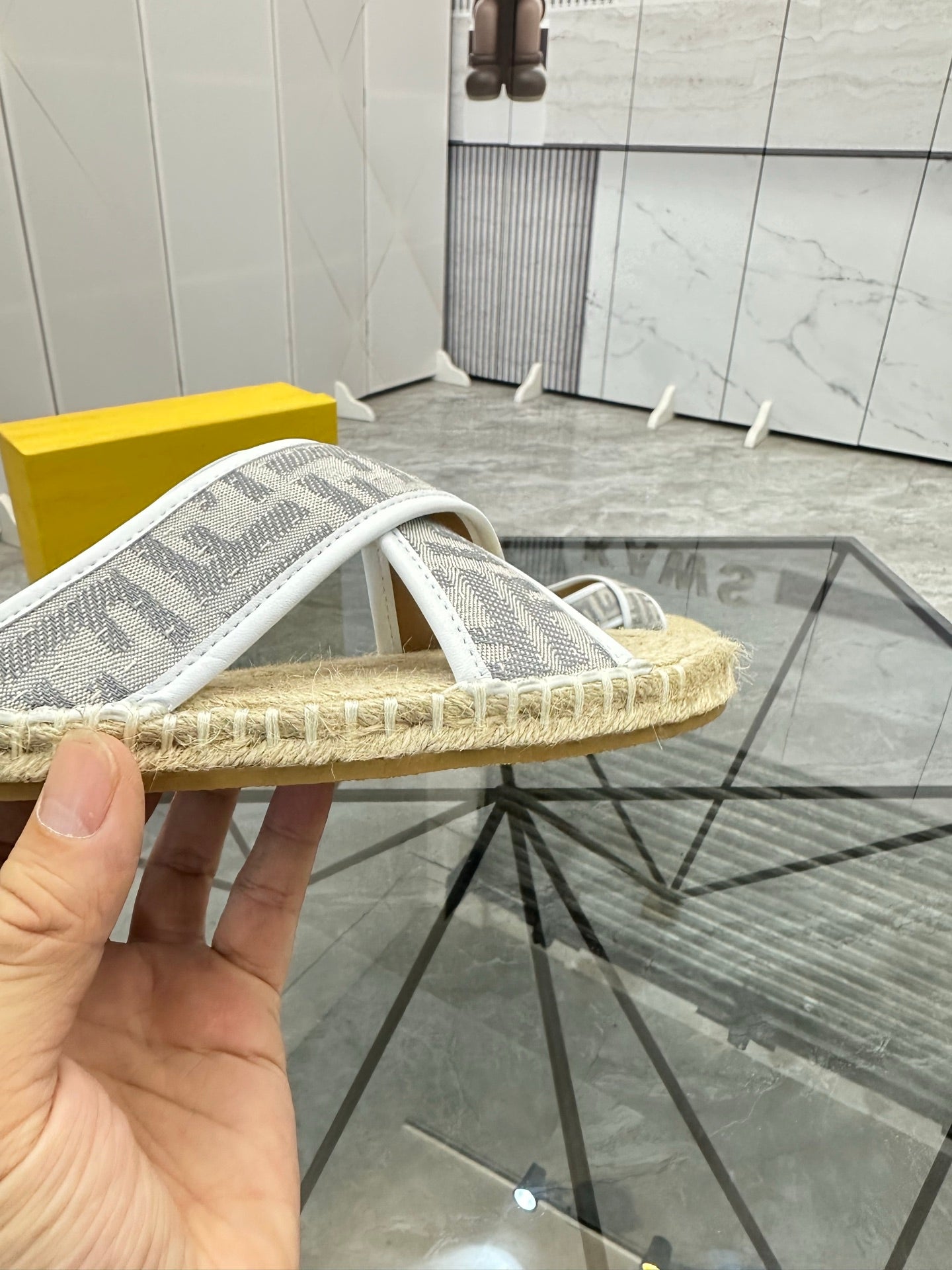 LuxluxHouse Best Quality Sandals Fendi